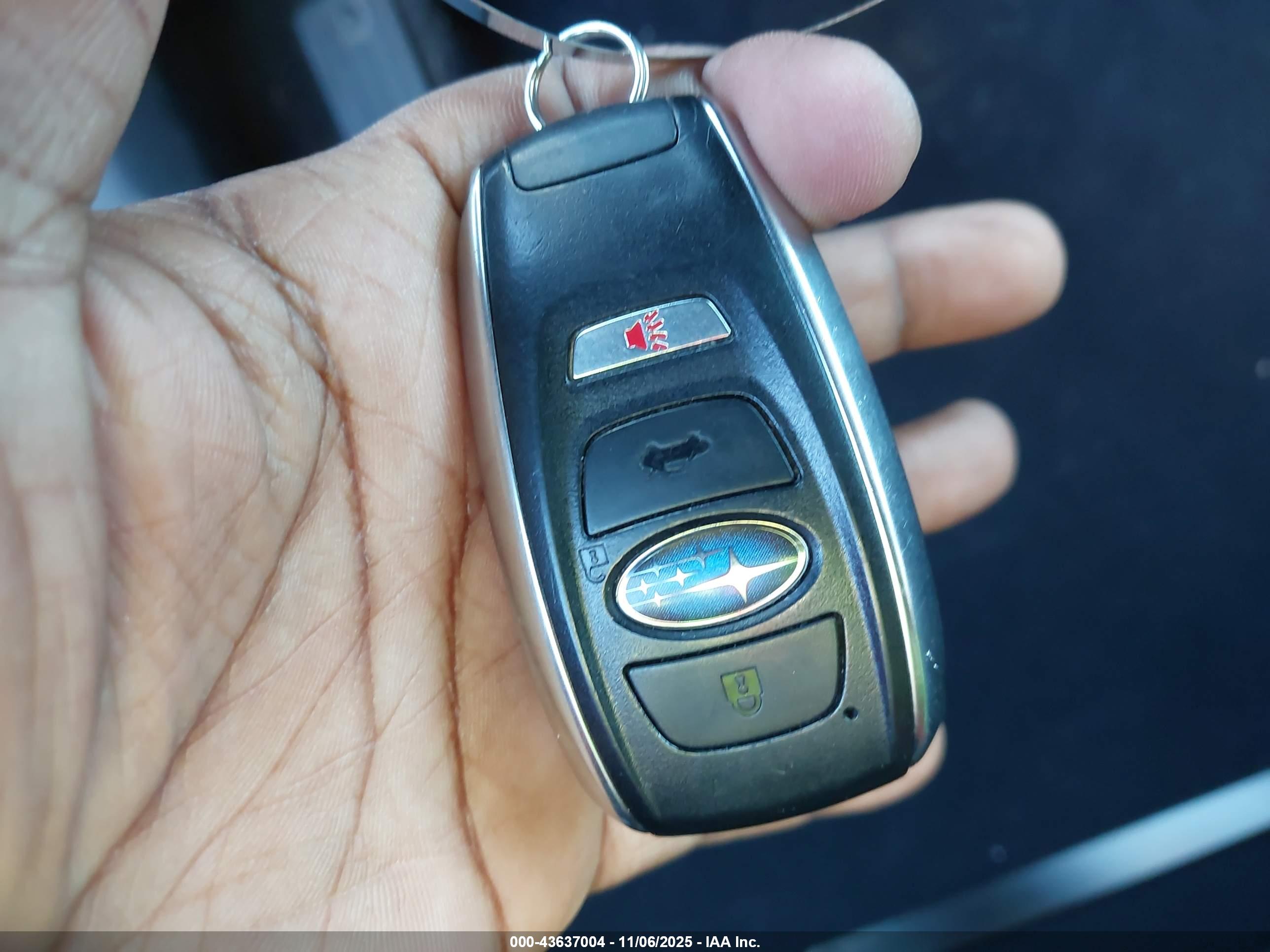 SUBARU OUTBACK image 11