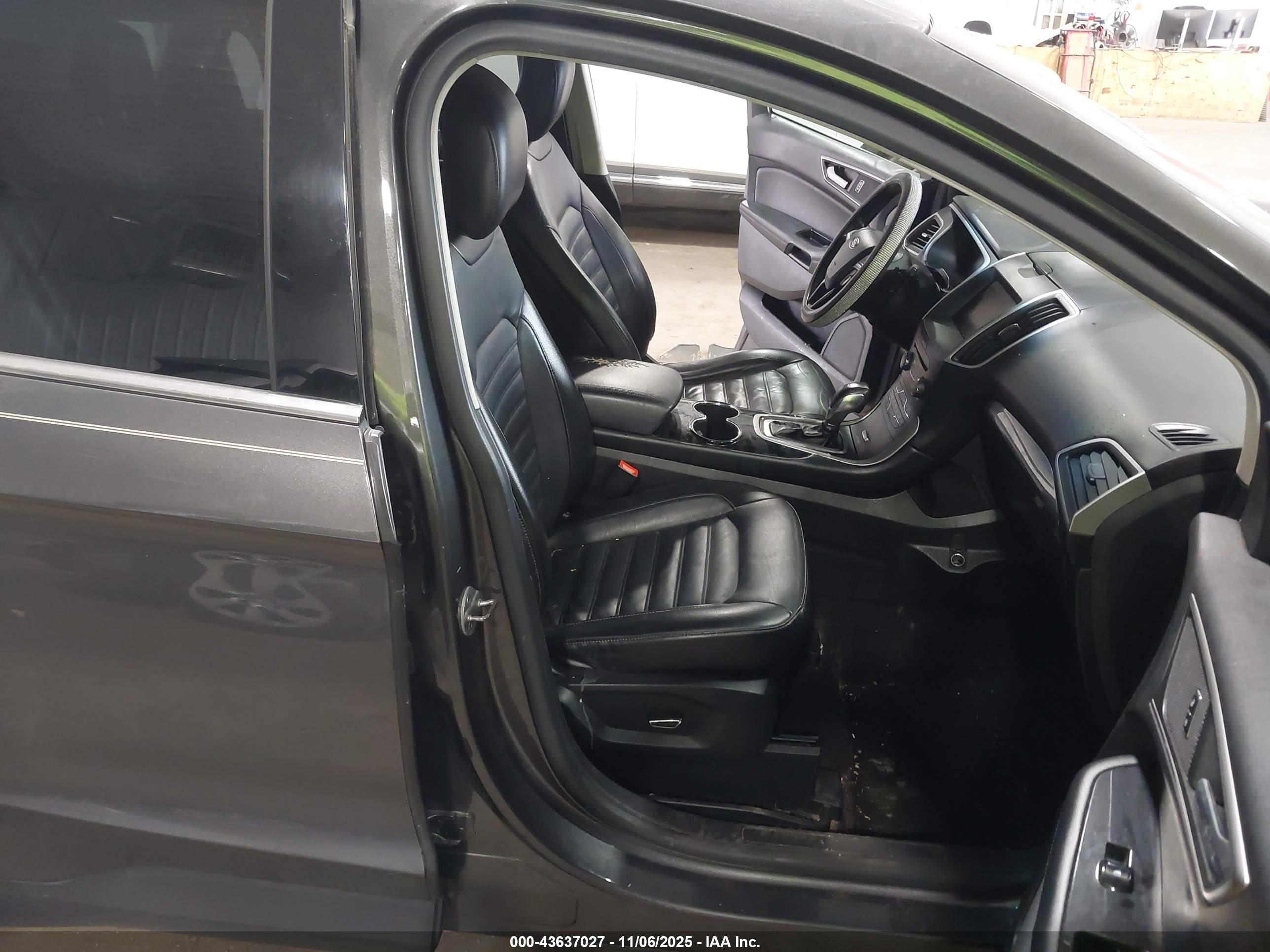 FORD EDGE image 5