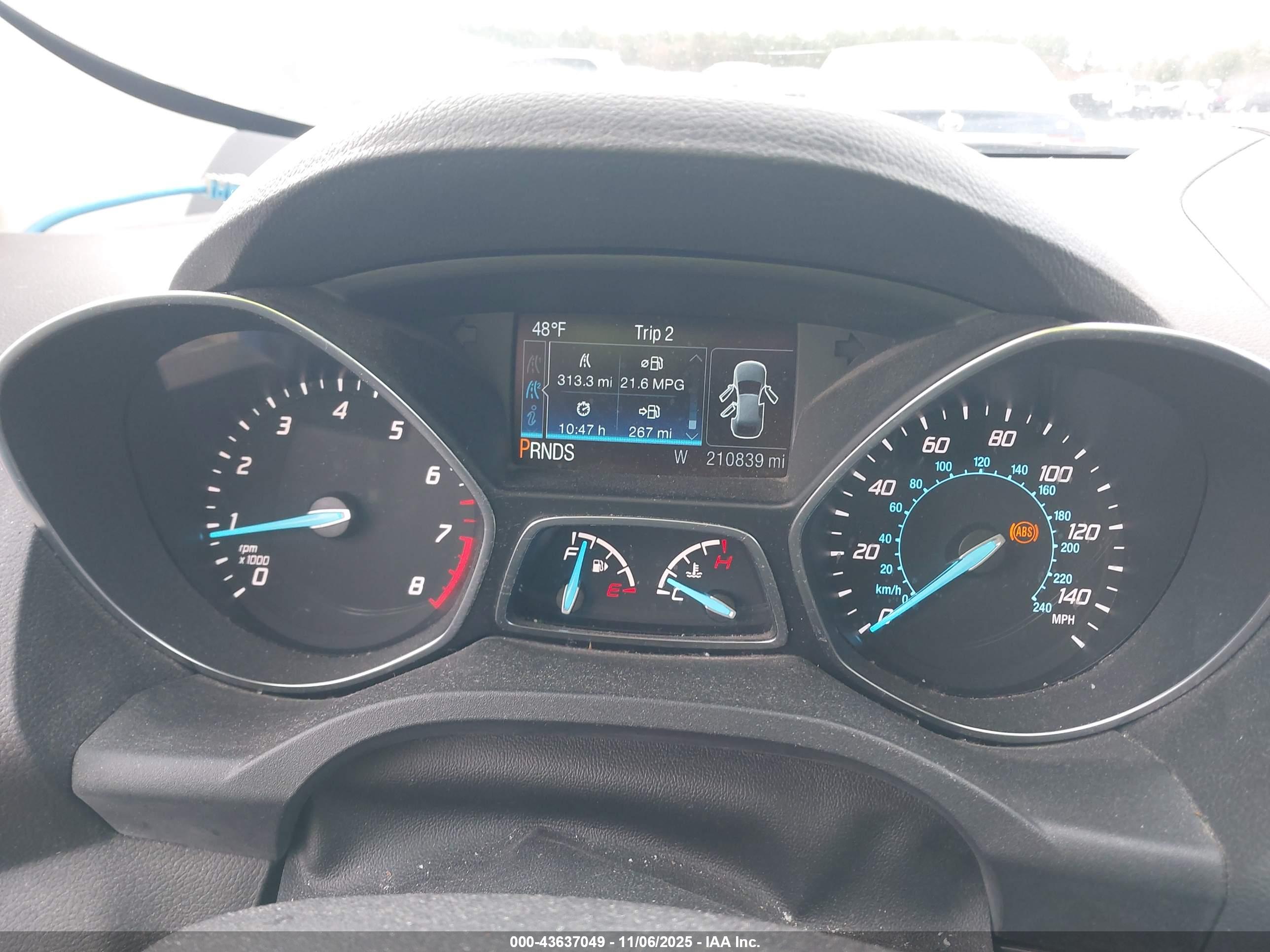 FORD ESCAPE image 7