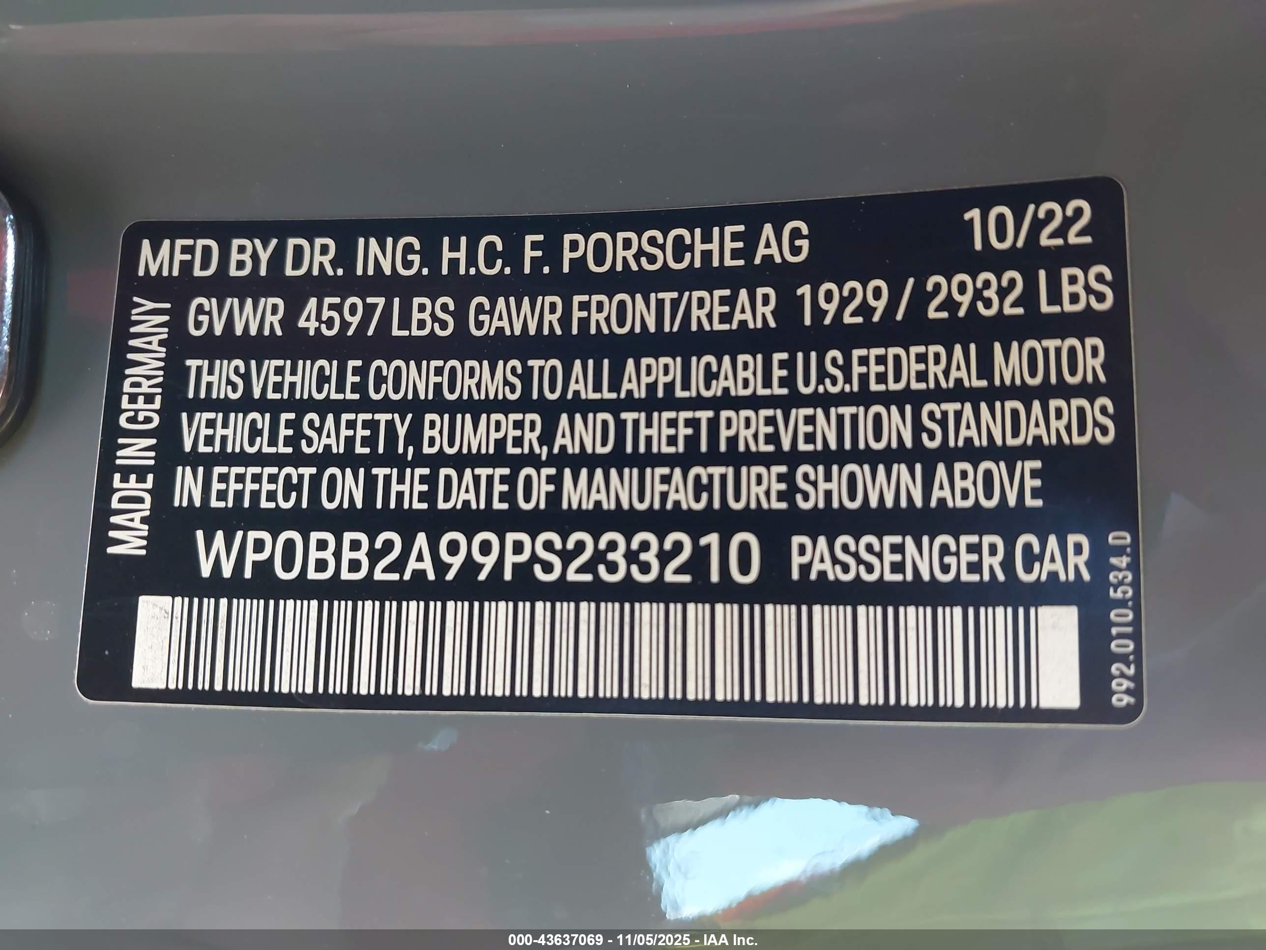 PORSCHE 911 image 9
