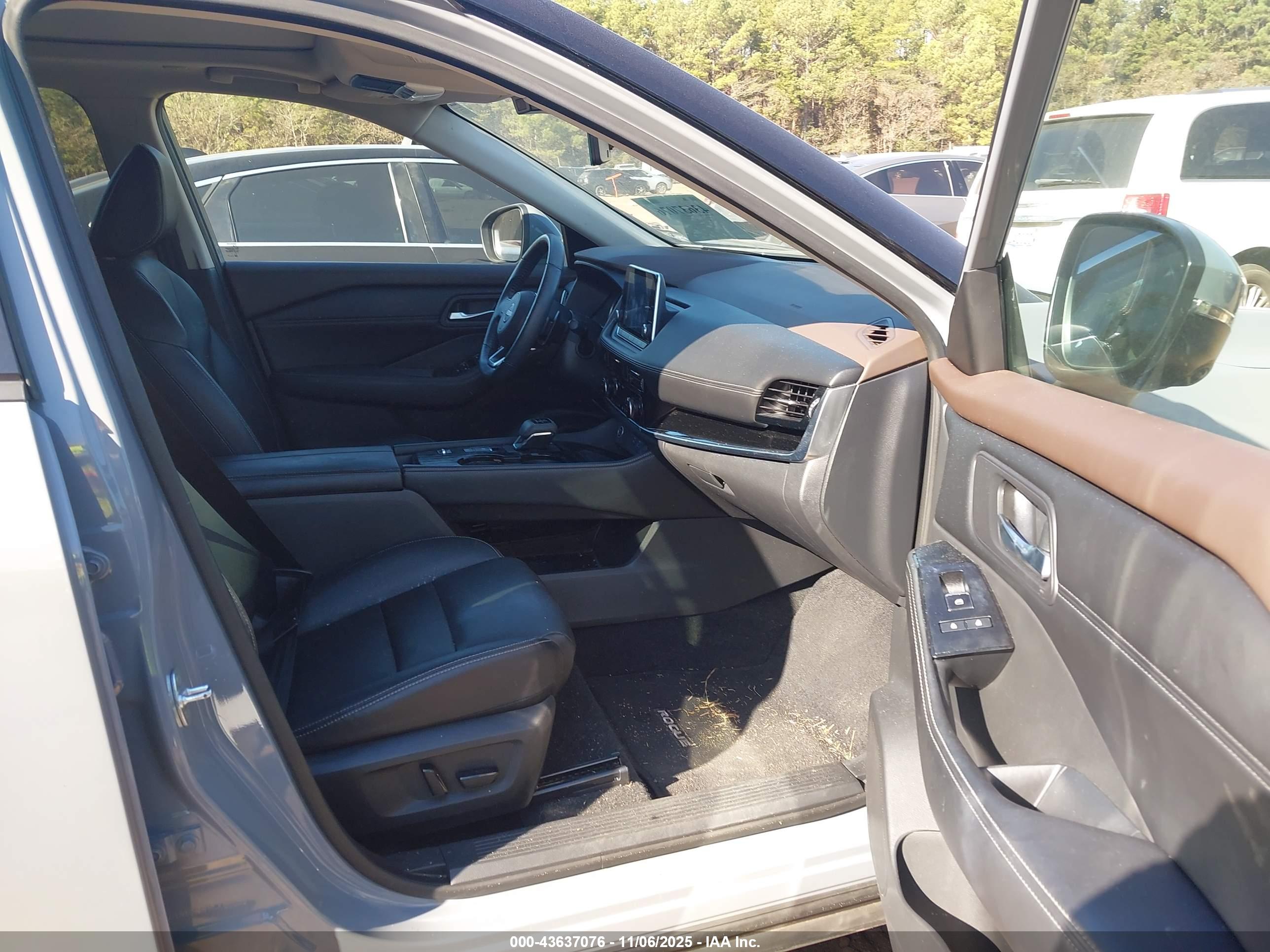 NISSAN ROGUE image 5