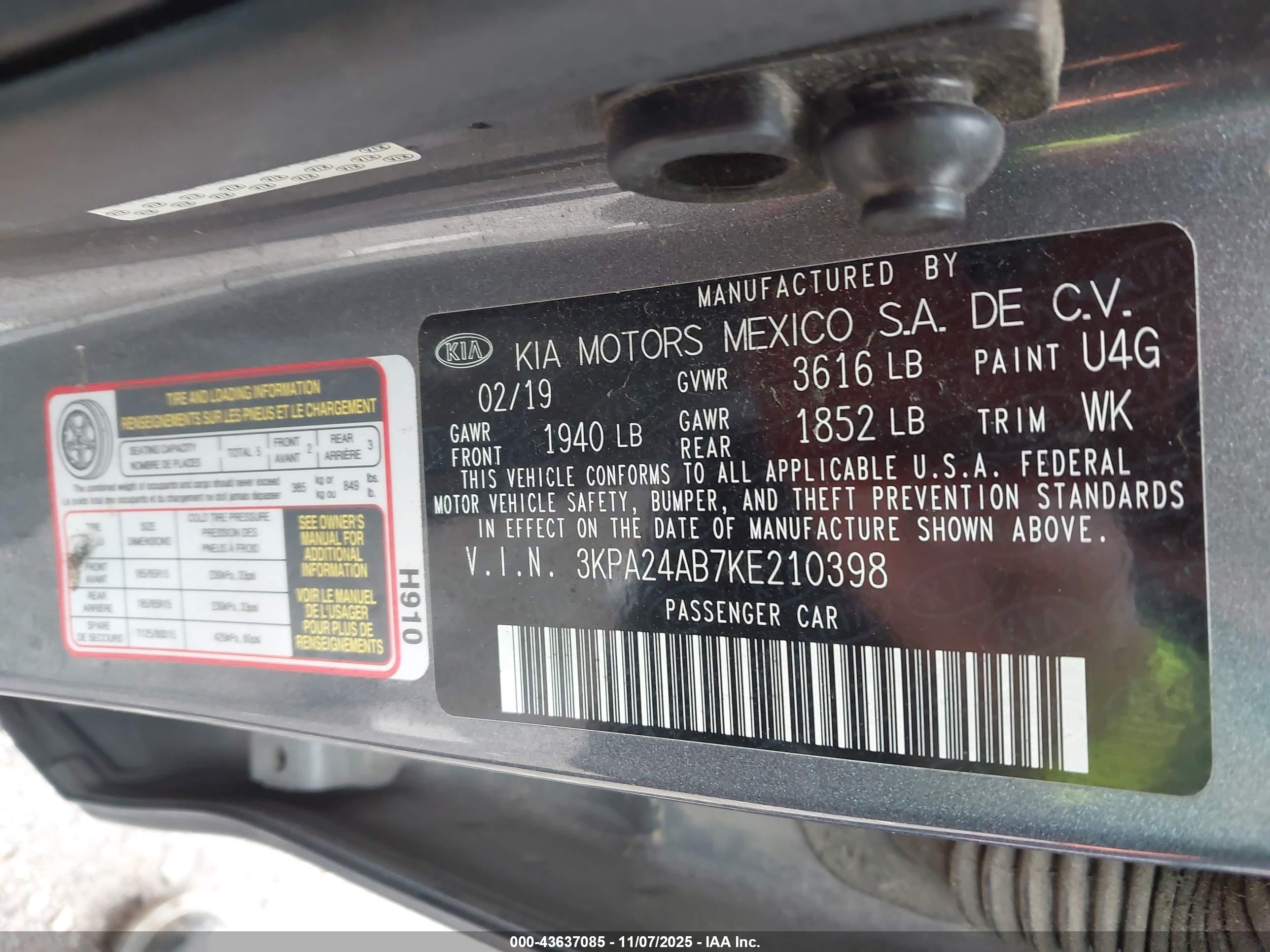 KIA RIO image 9