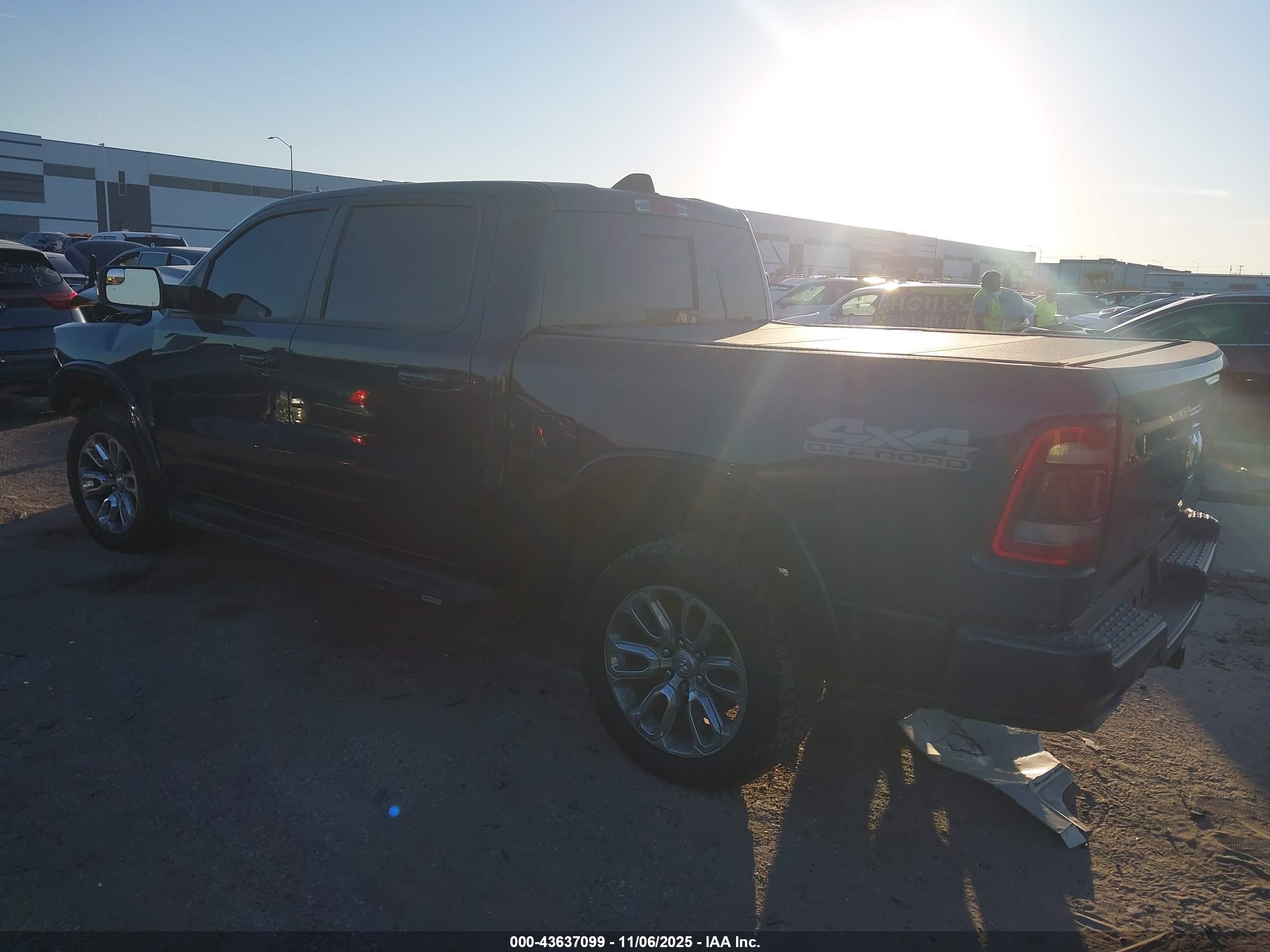 RAM 1500 image 3