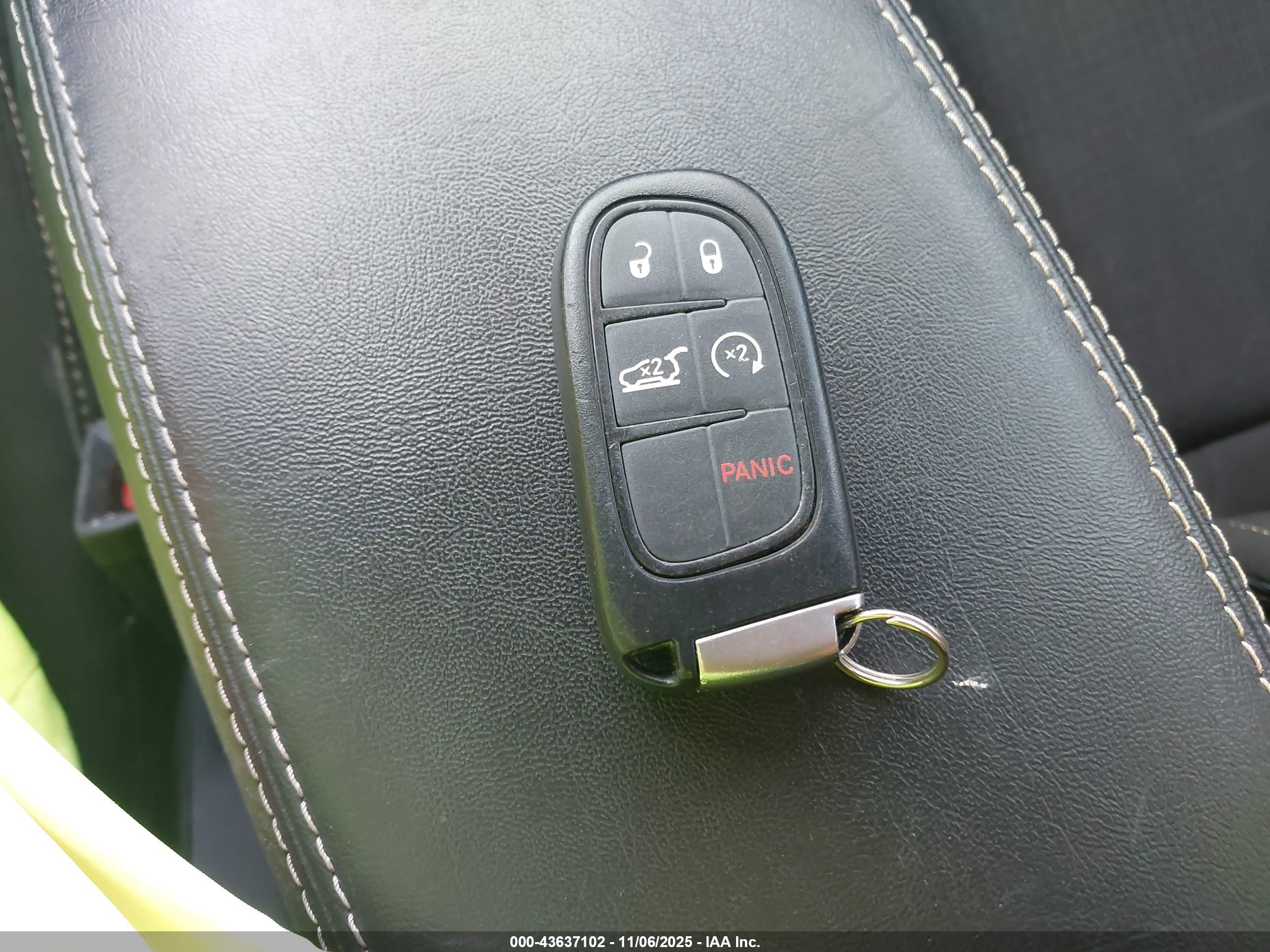JEEP CHEROKEE image 11