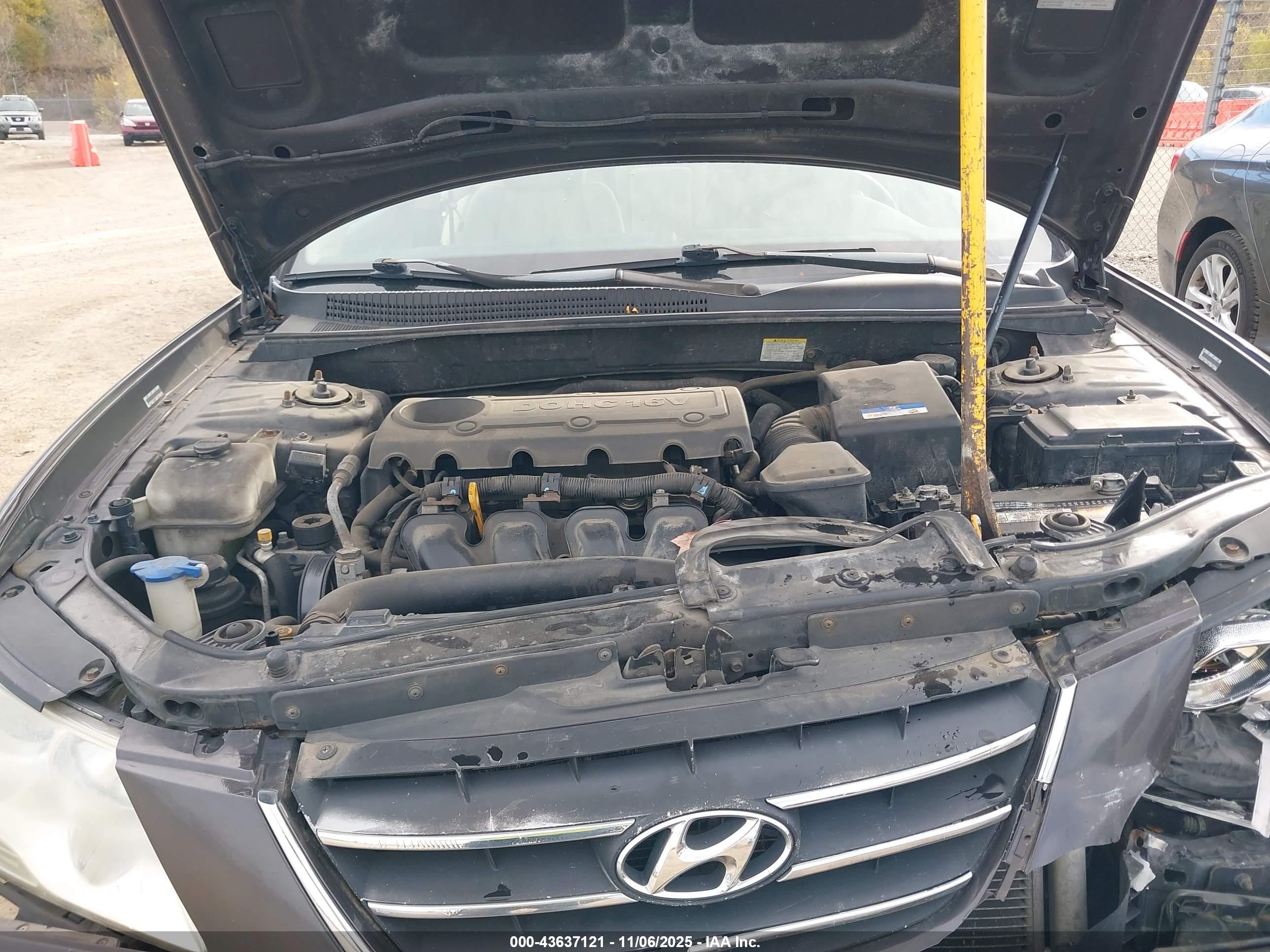 HYUNDAI SONATA image 10