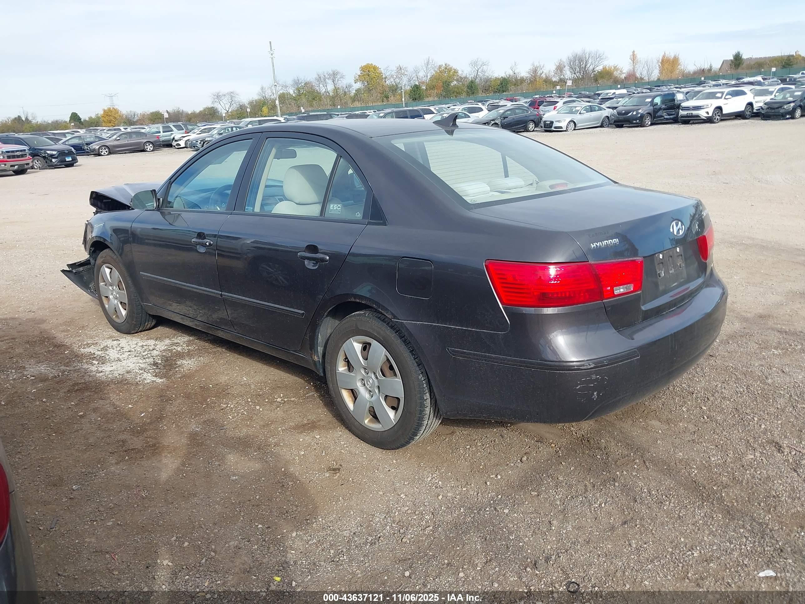 HYUNDAI SONATA image 3