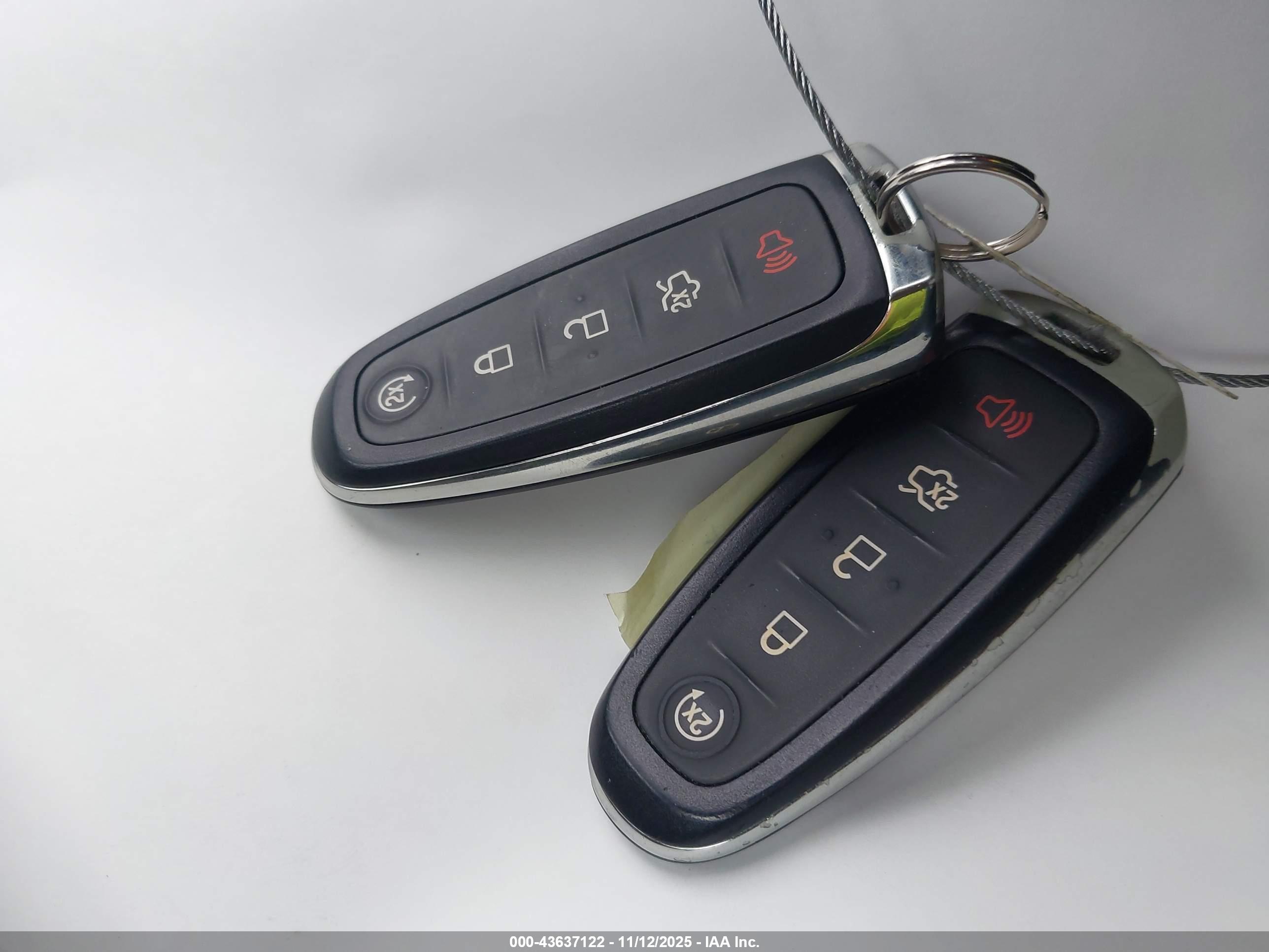 FORD ESCAPE image 11
