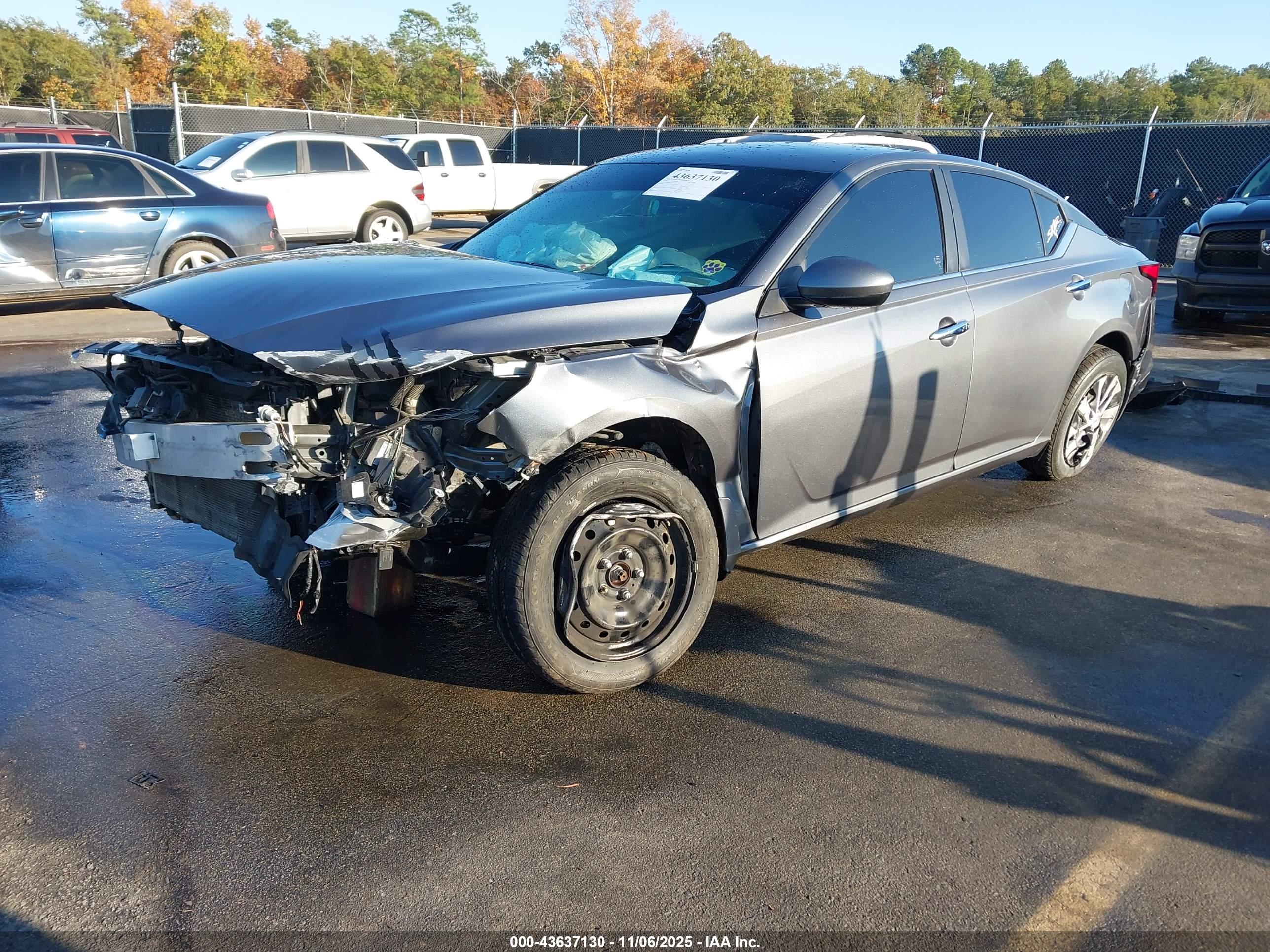 NISSAN ALTIMA image 2