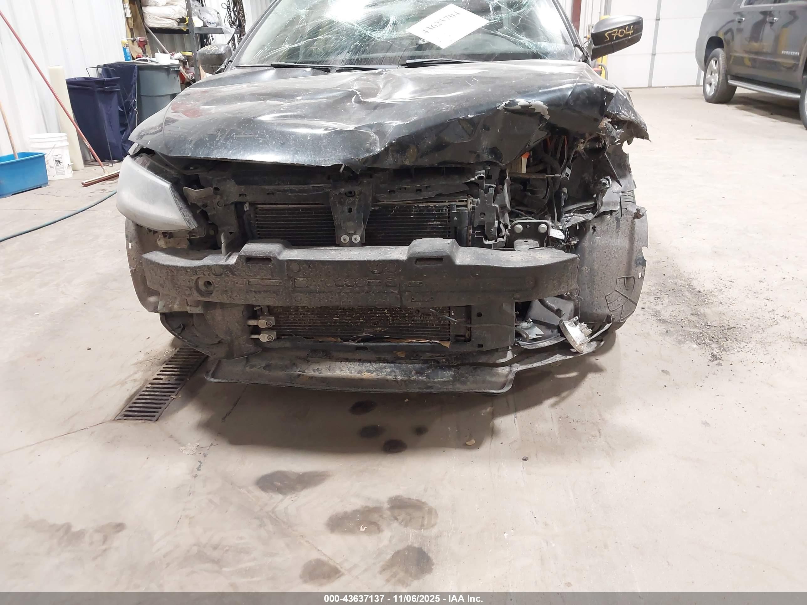 VOLKSWAGEN JETTA image 6