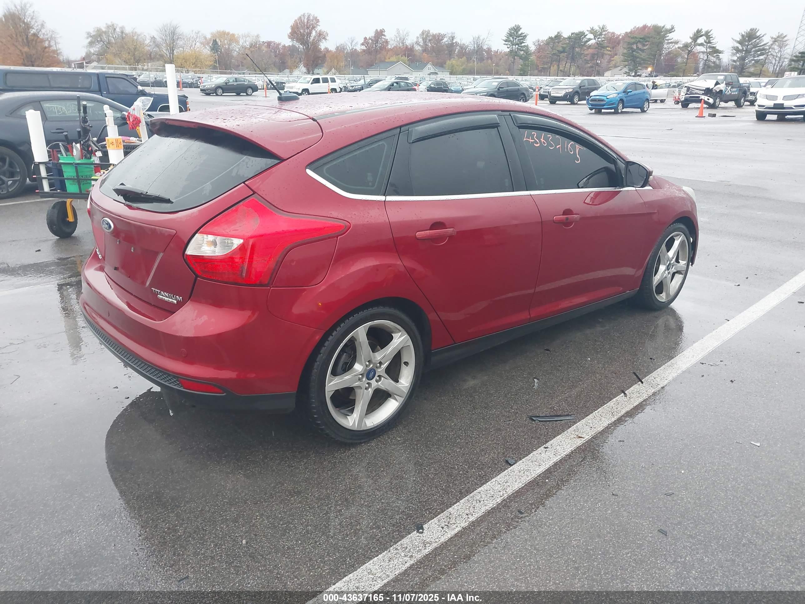 FORD FOCUS image 4