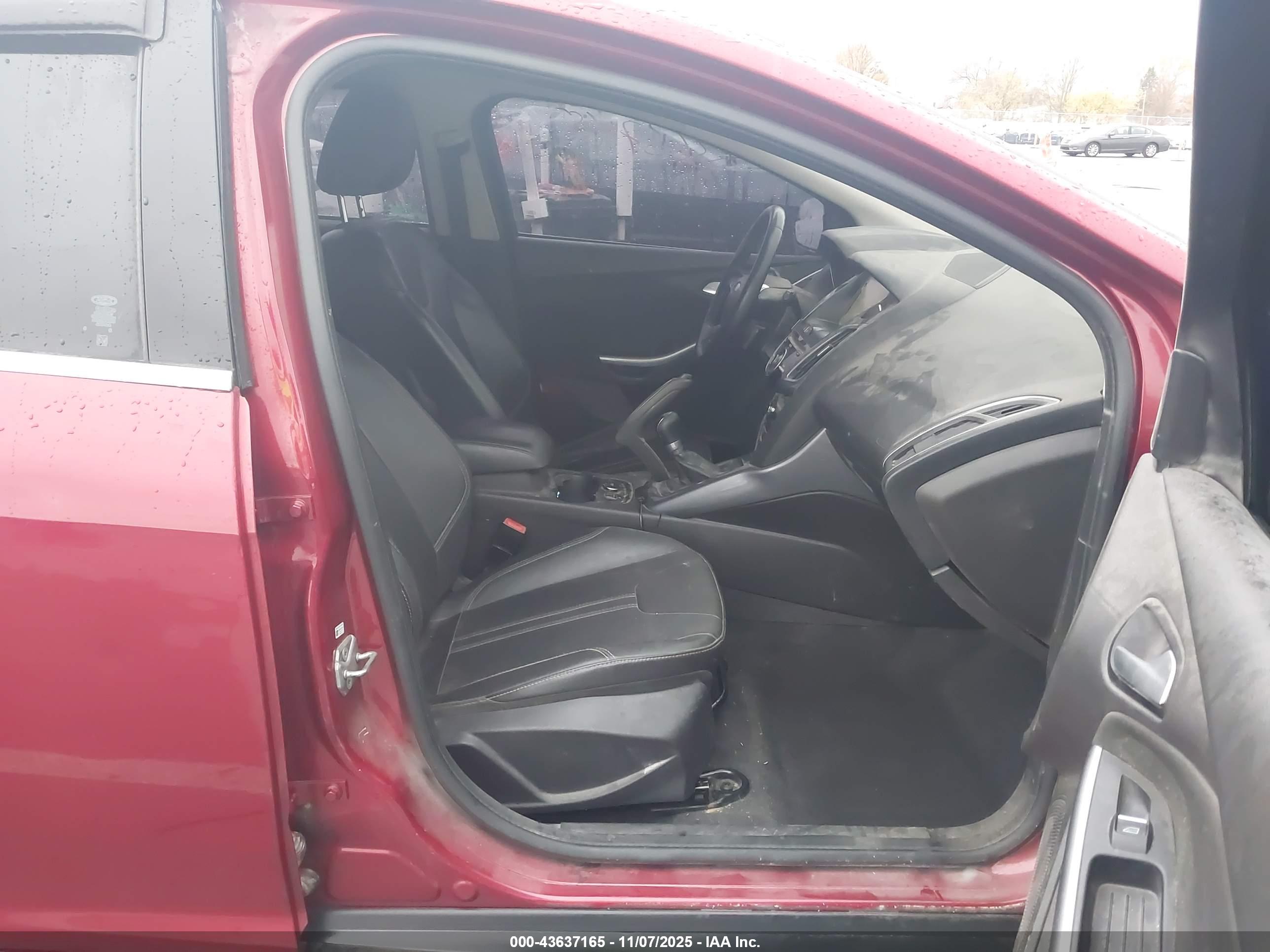FORD FOCUS image 5