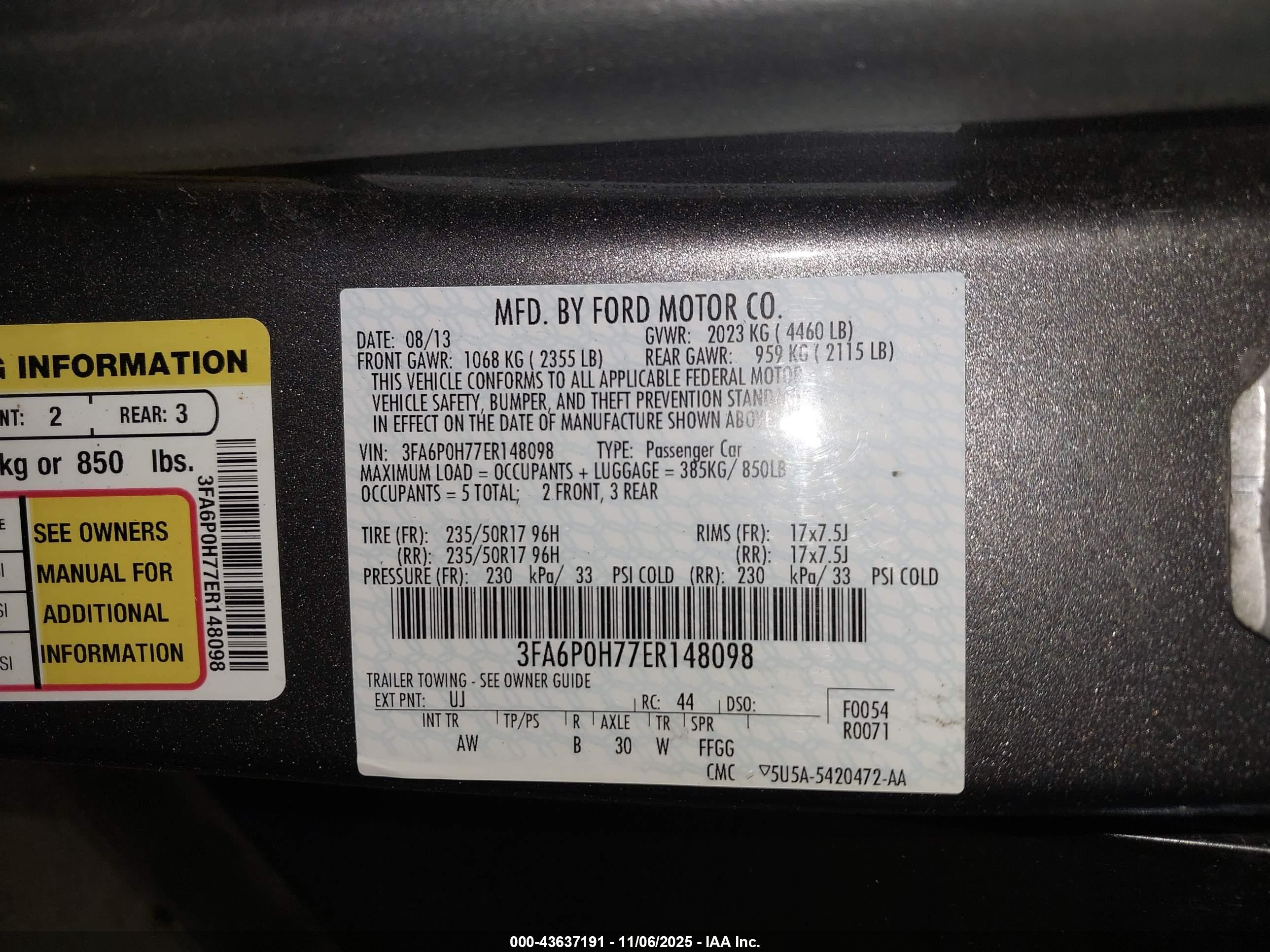 FORD FUSION image 9