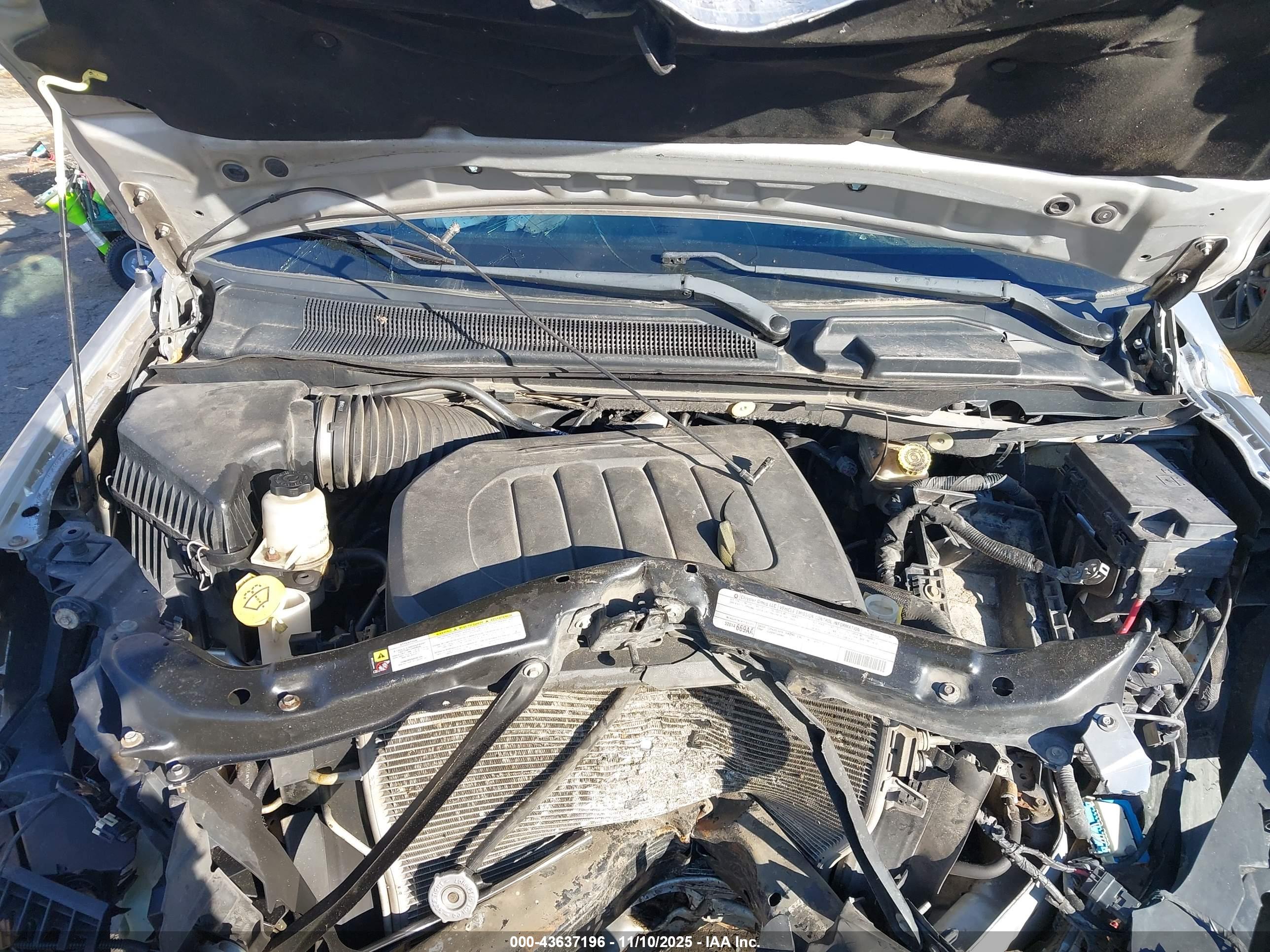 CHRYSLER TOWN image 10