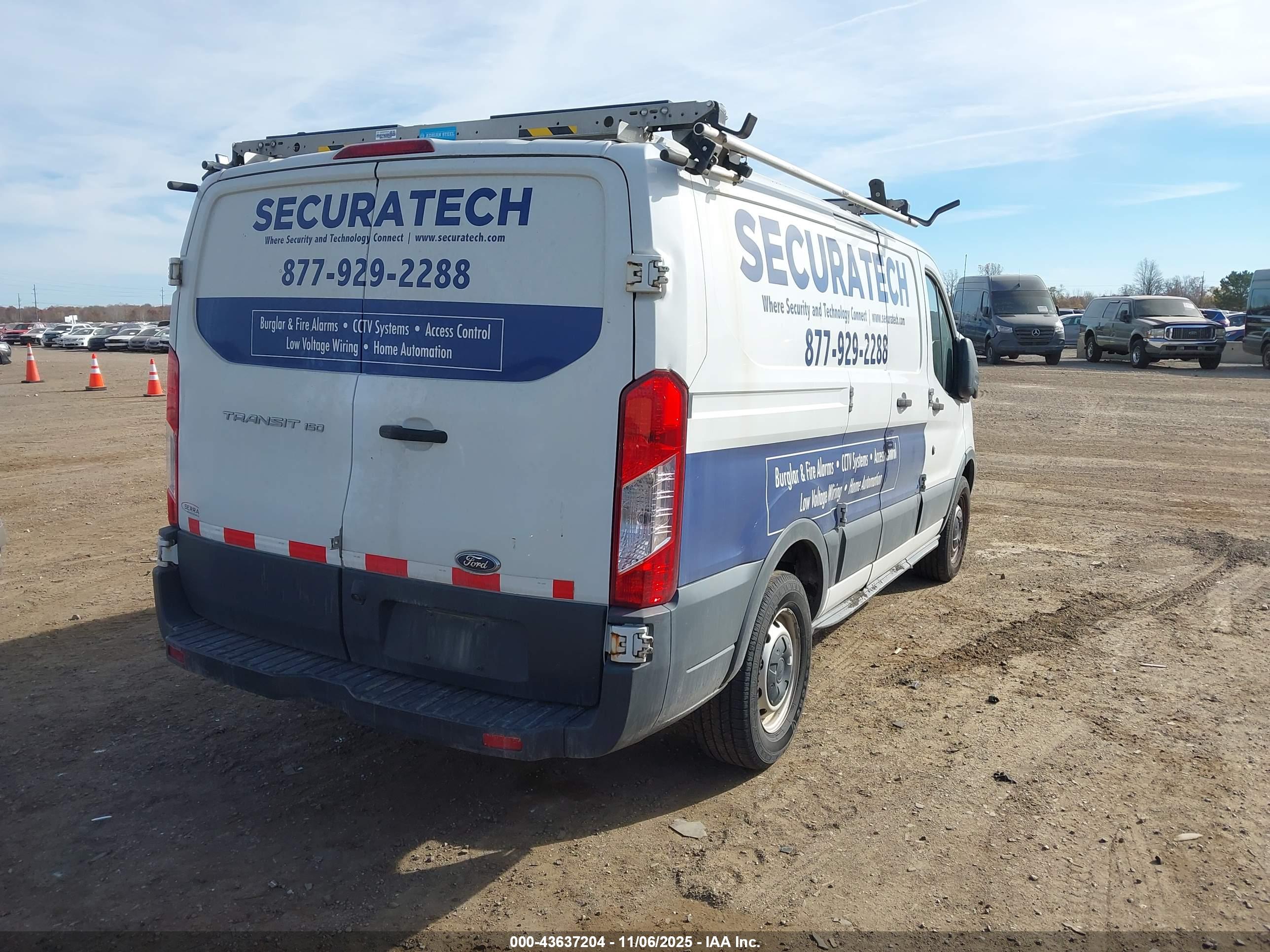 FORD TRANSIT-150 image 4