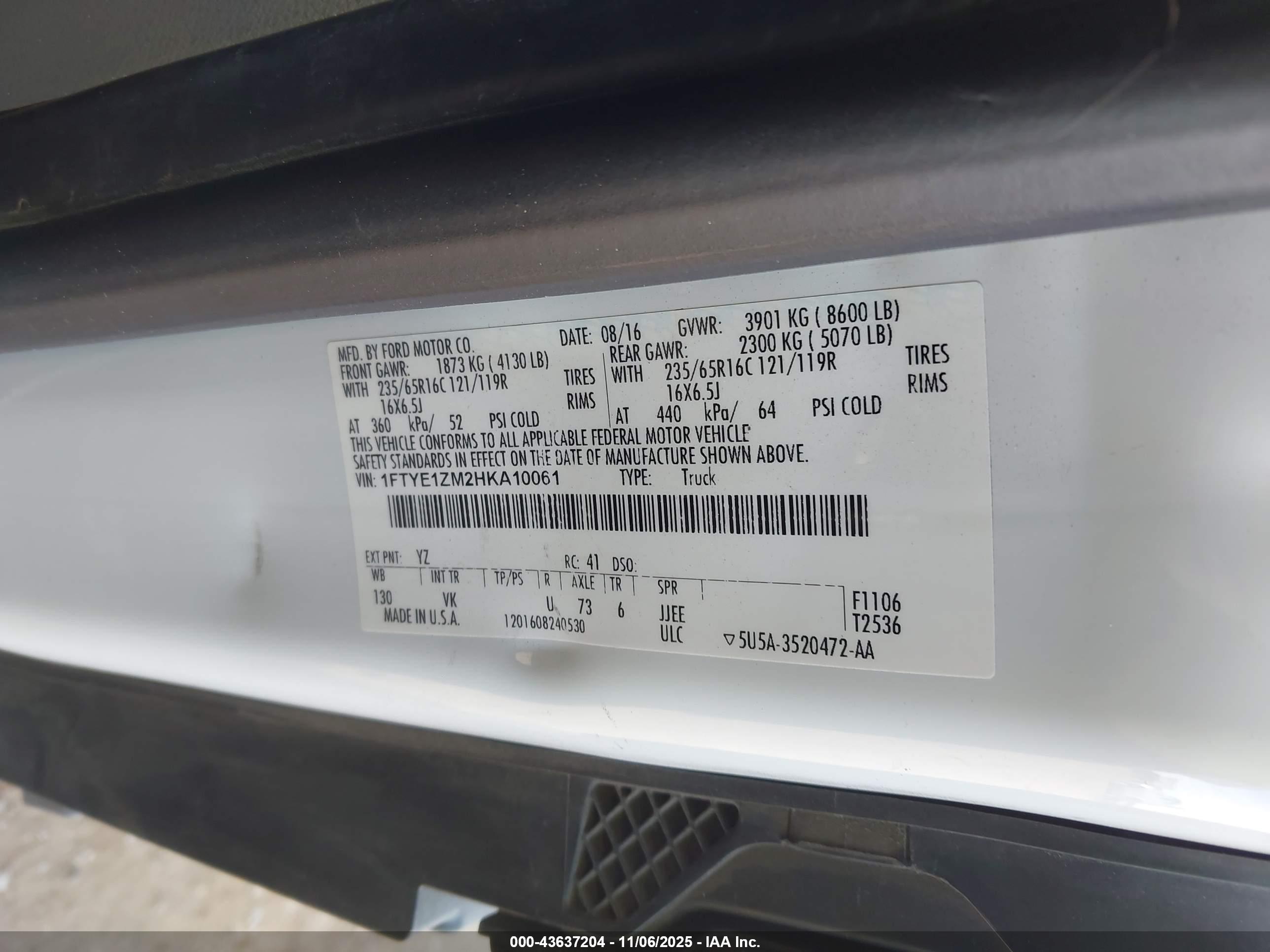 FORD TRANSIT-150 image 9