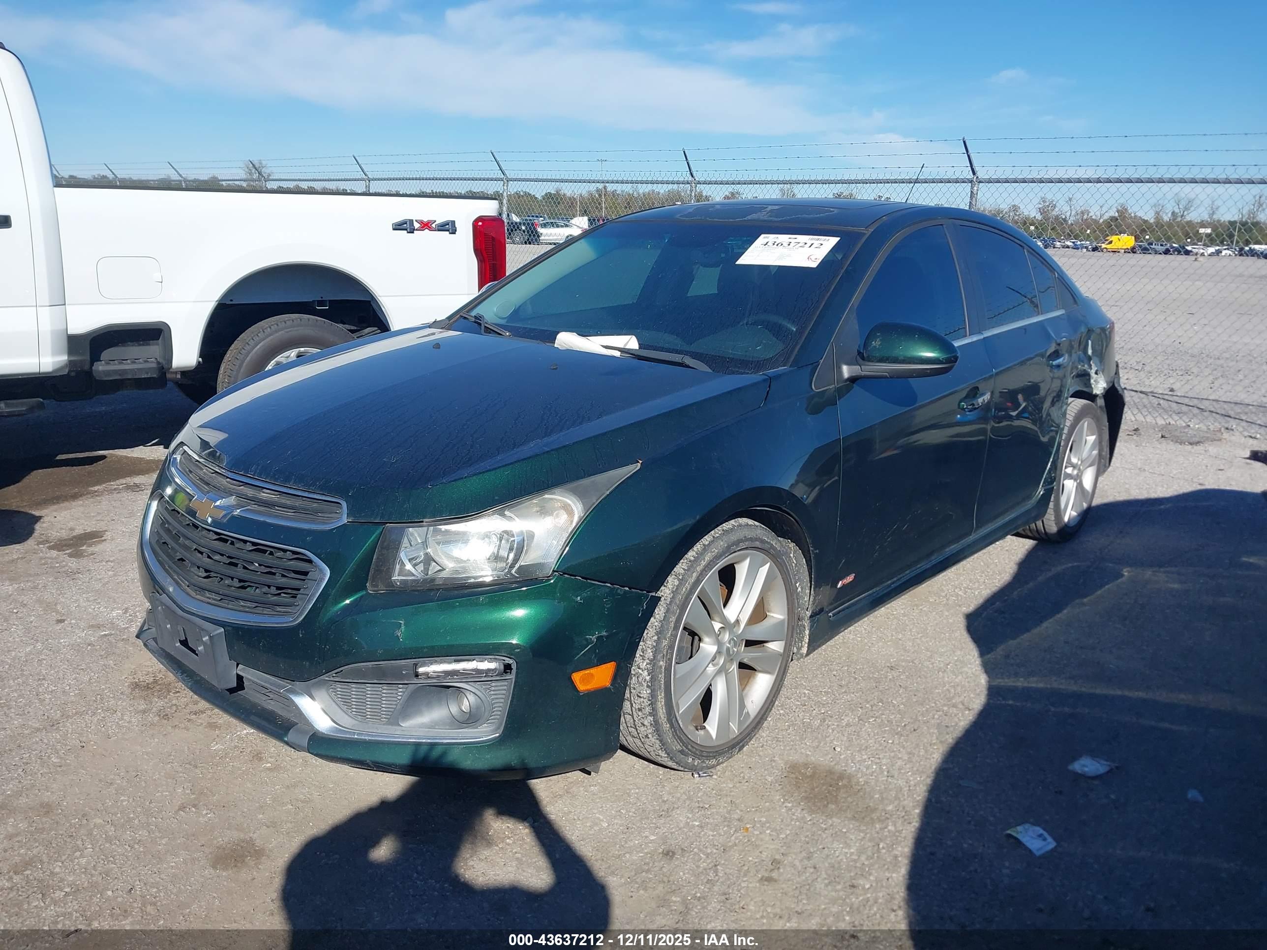 CHEVROLET CRUZE image 2
