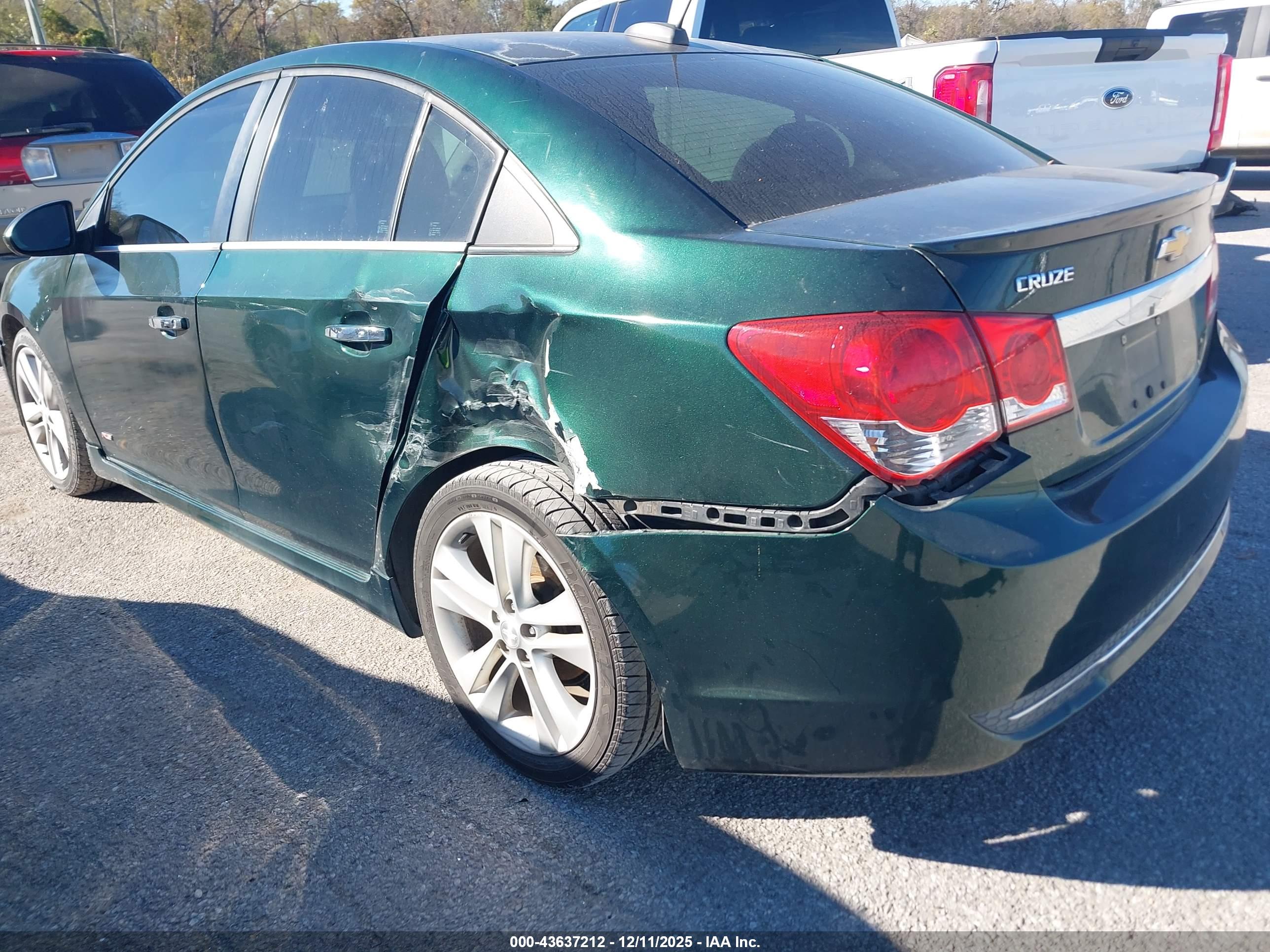 CHEVROLET CRUZE image 6