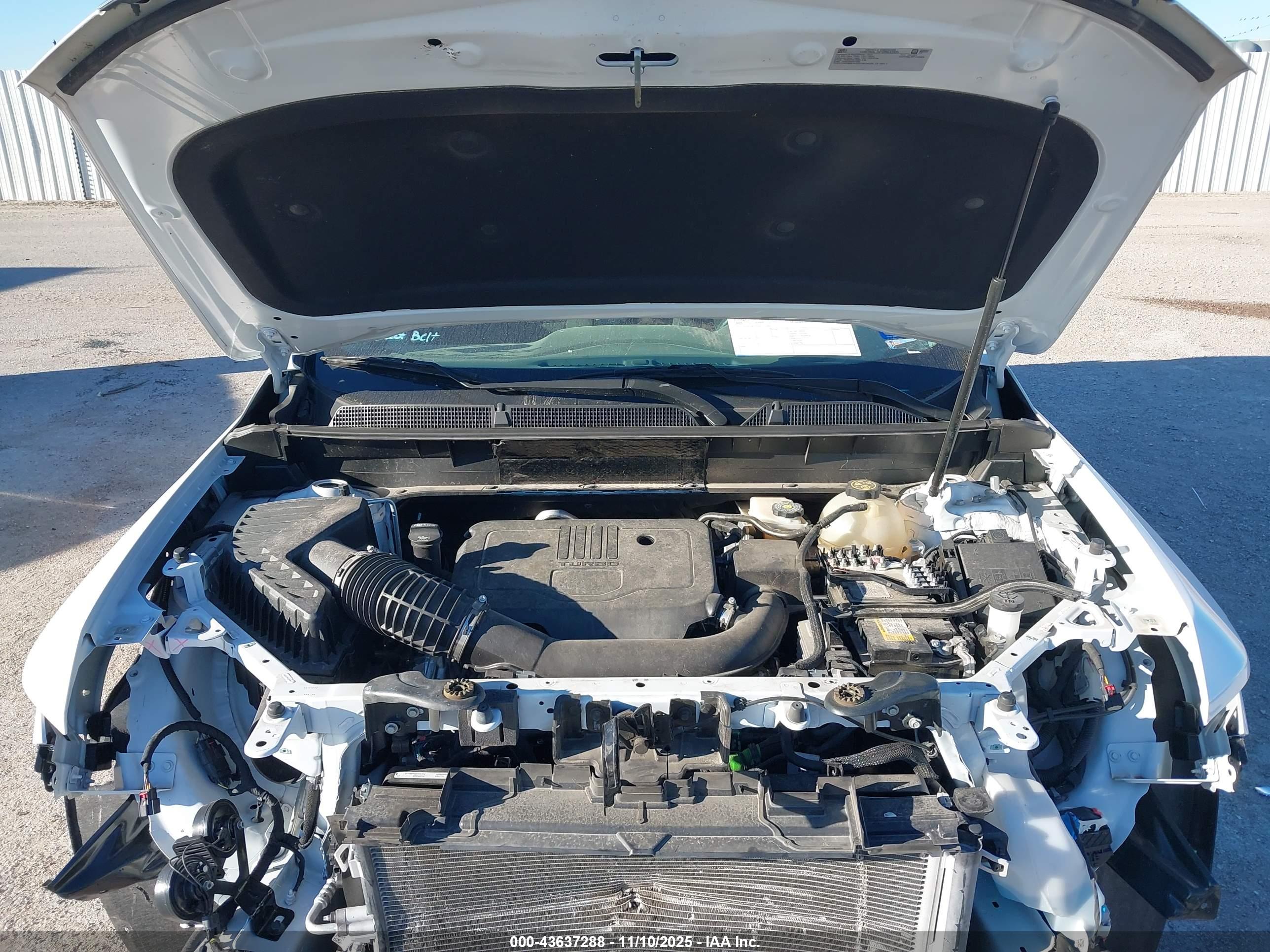GMC ACADIA image 10