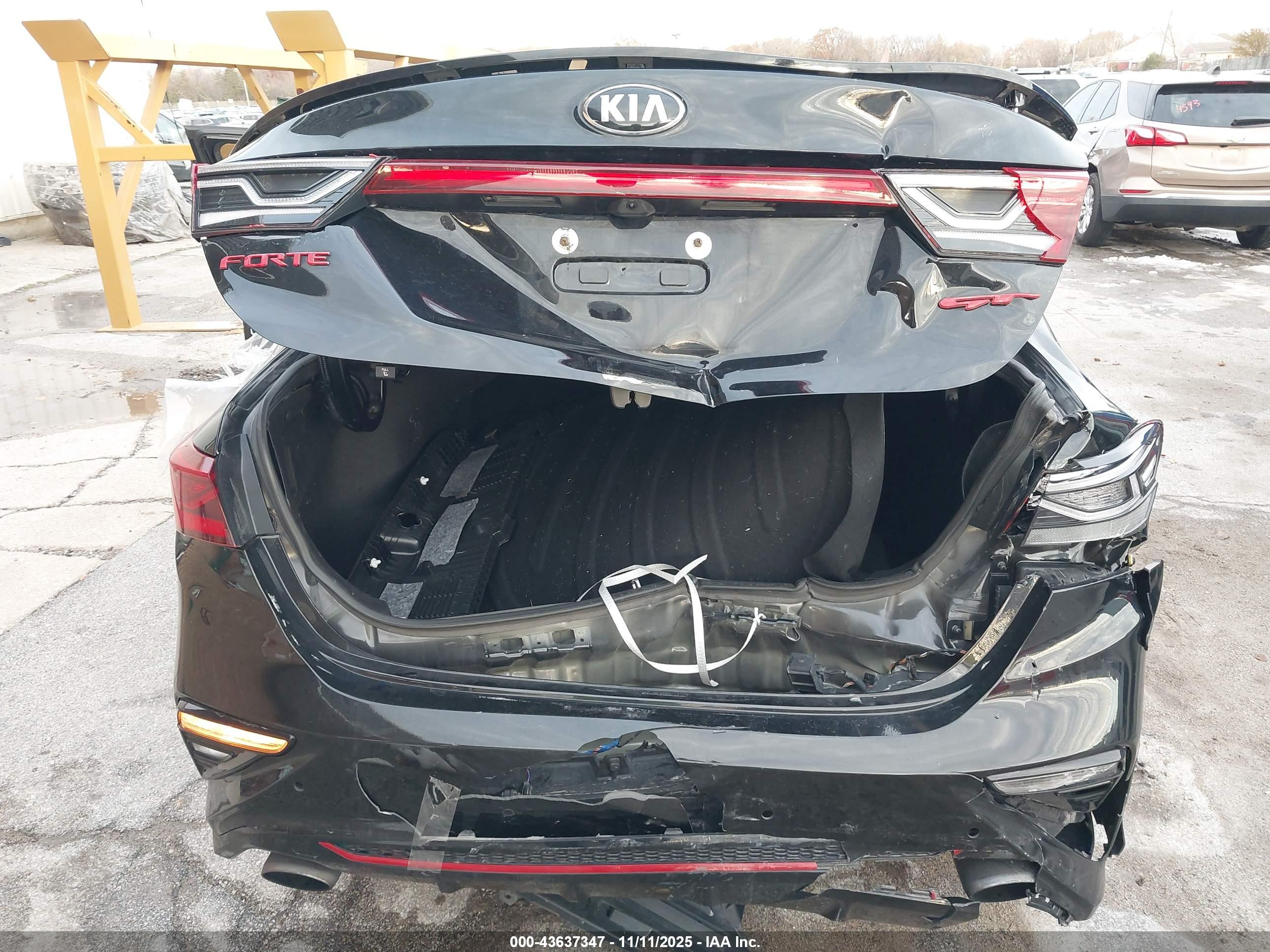 KIA FORTE image 6