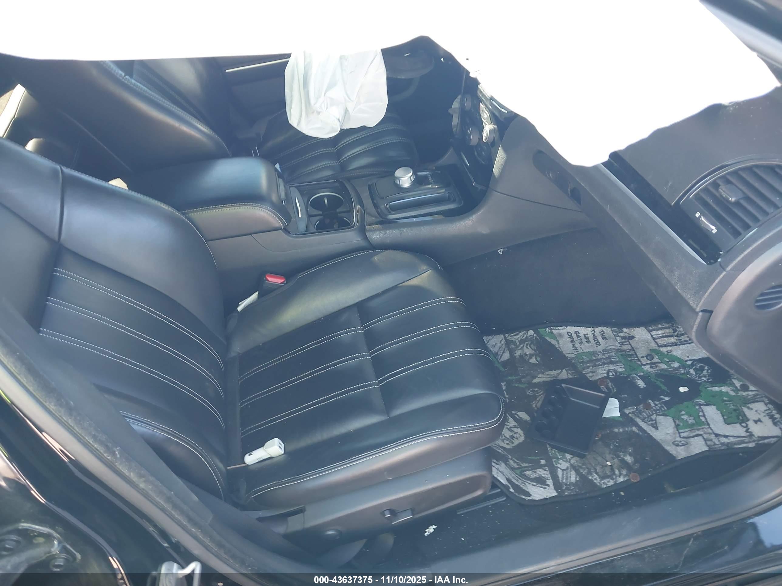 CHRYSLER 300 image 5