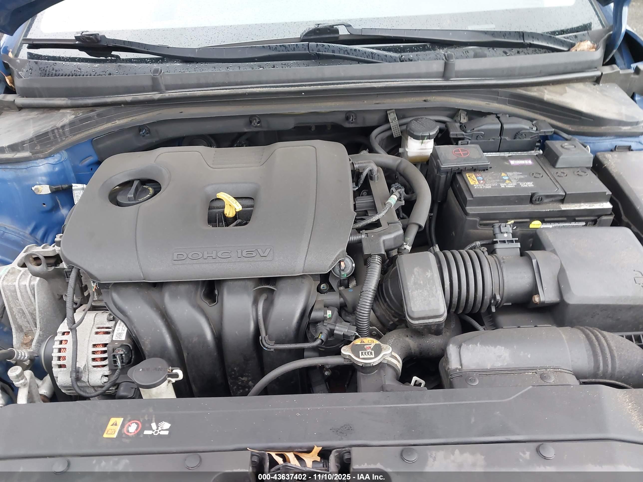 HYUNDAI ELANTRA image 10
