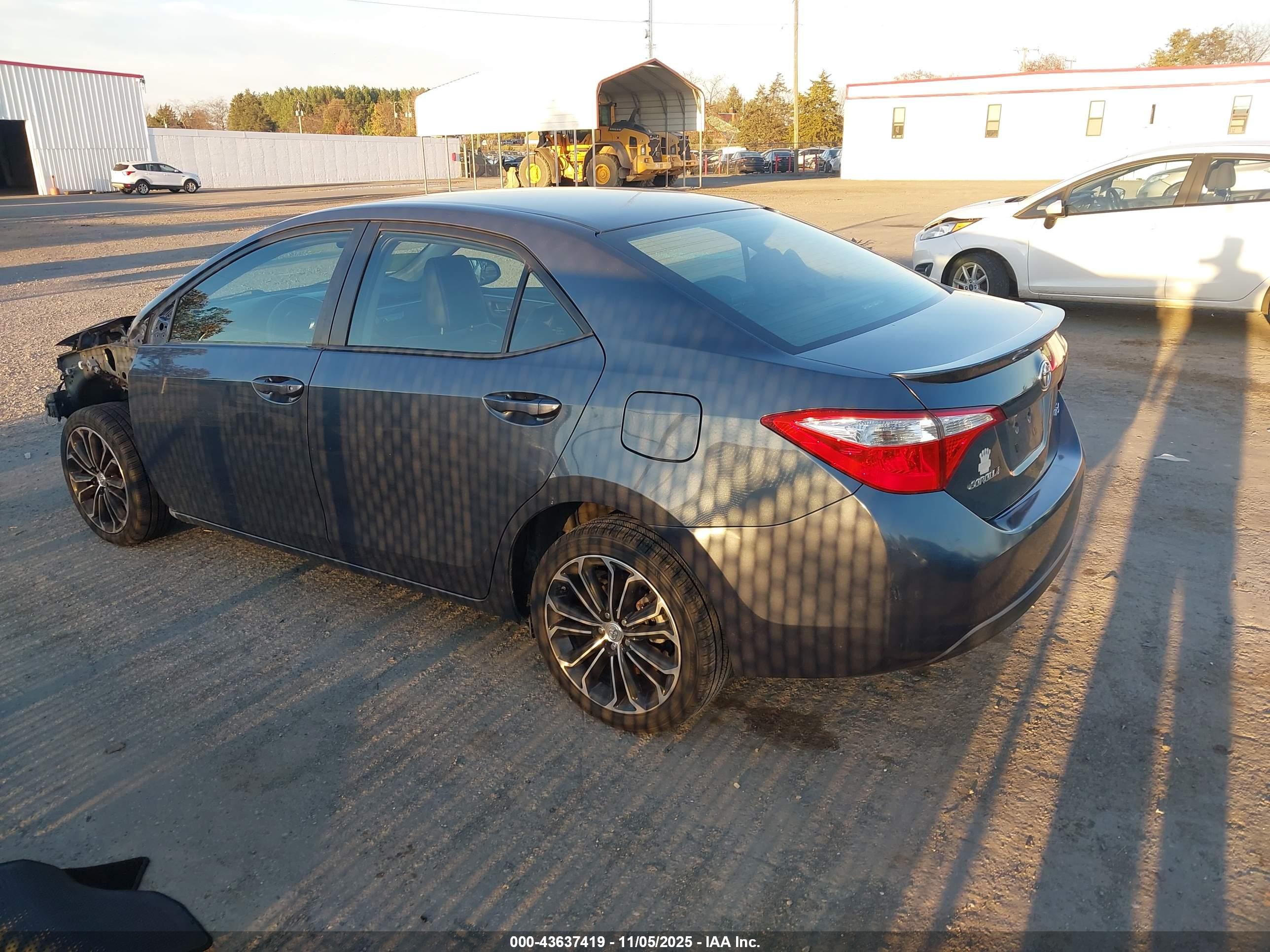 TOYOTA COROLLA image 3