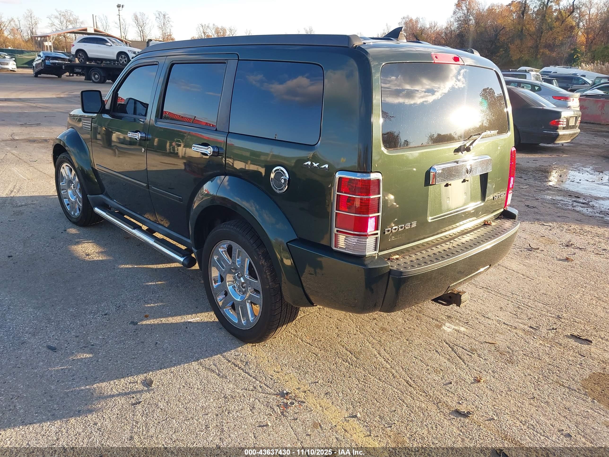 DODGE NITRO image 3
