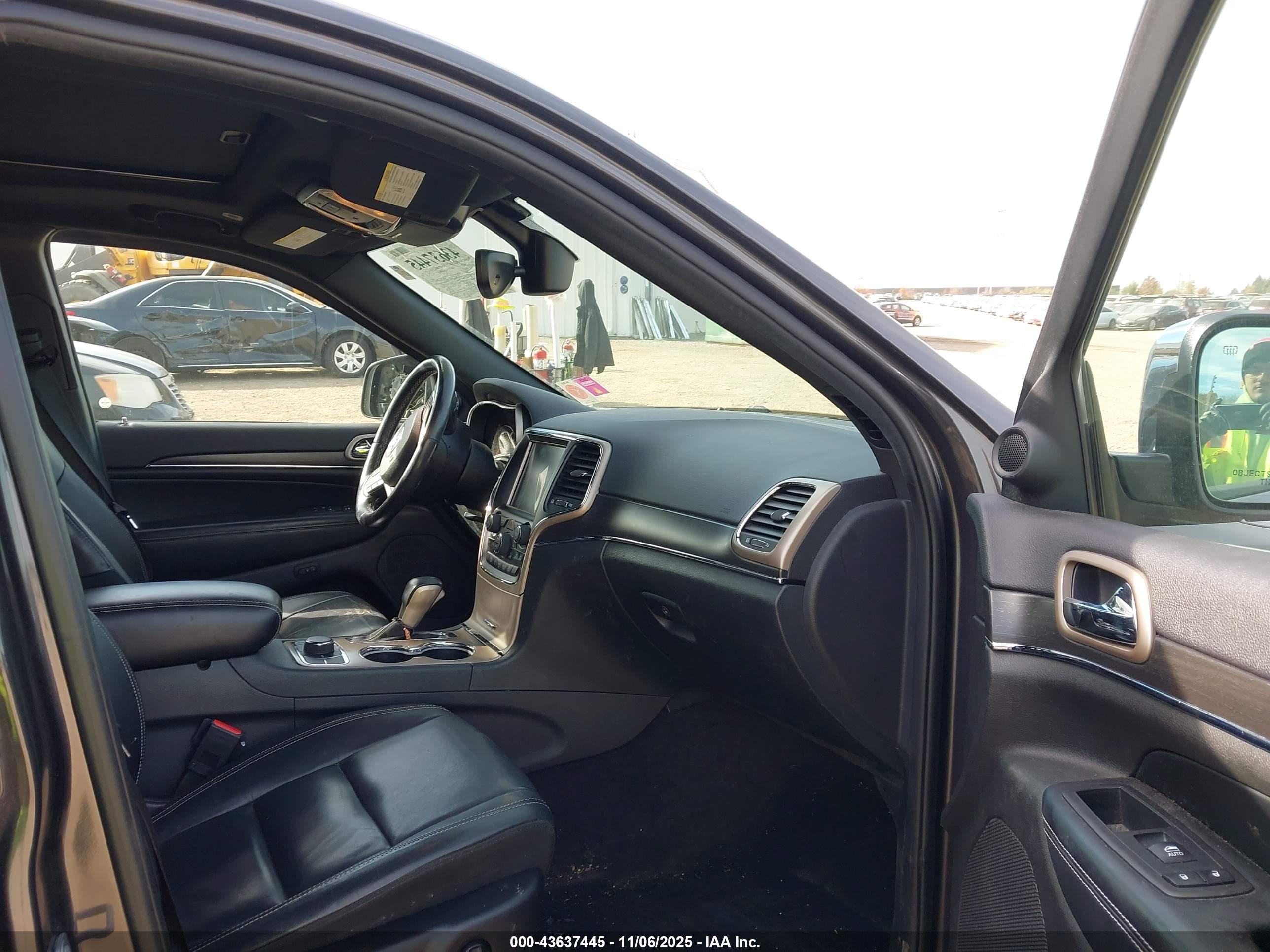 JEEP GRAND image 5