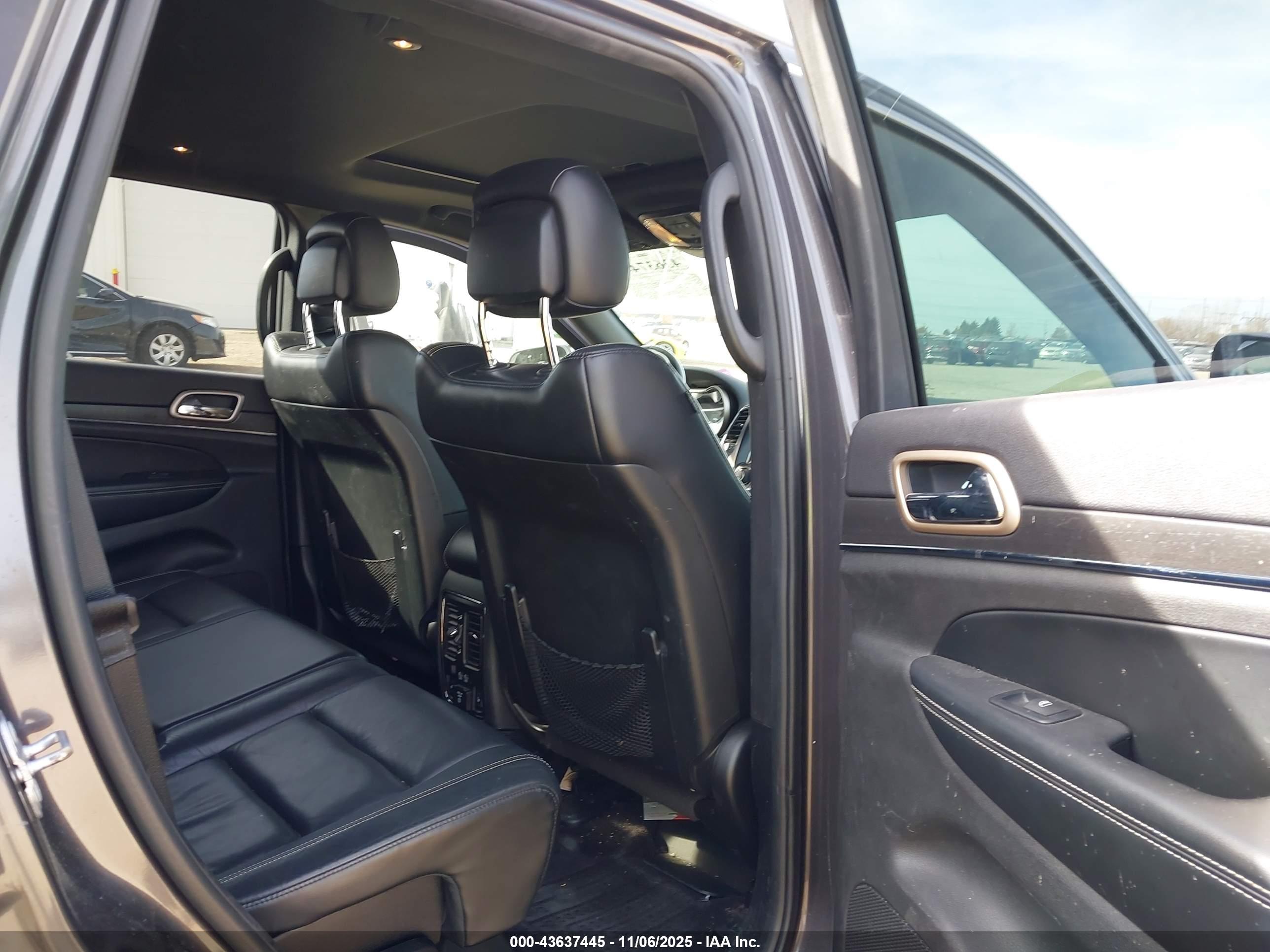 JEEP GRAND image 8