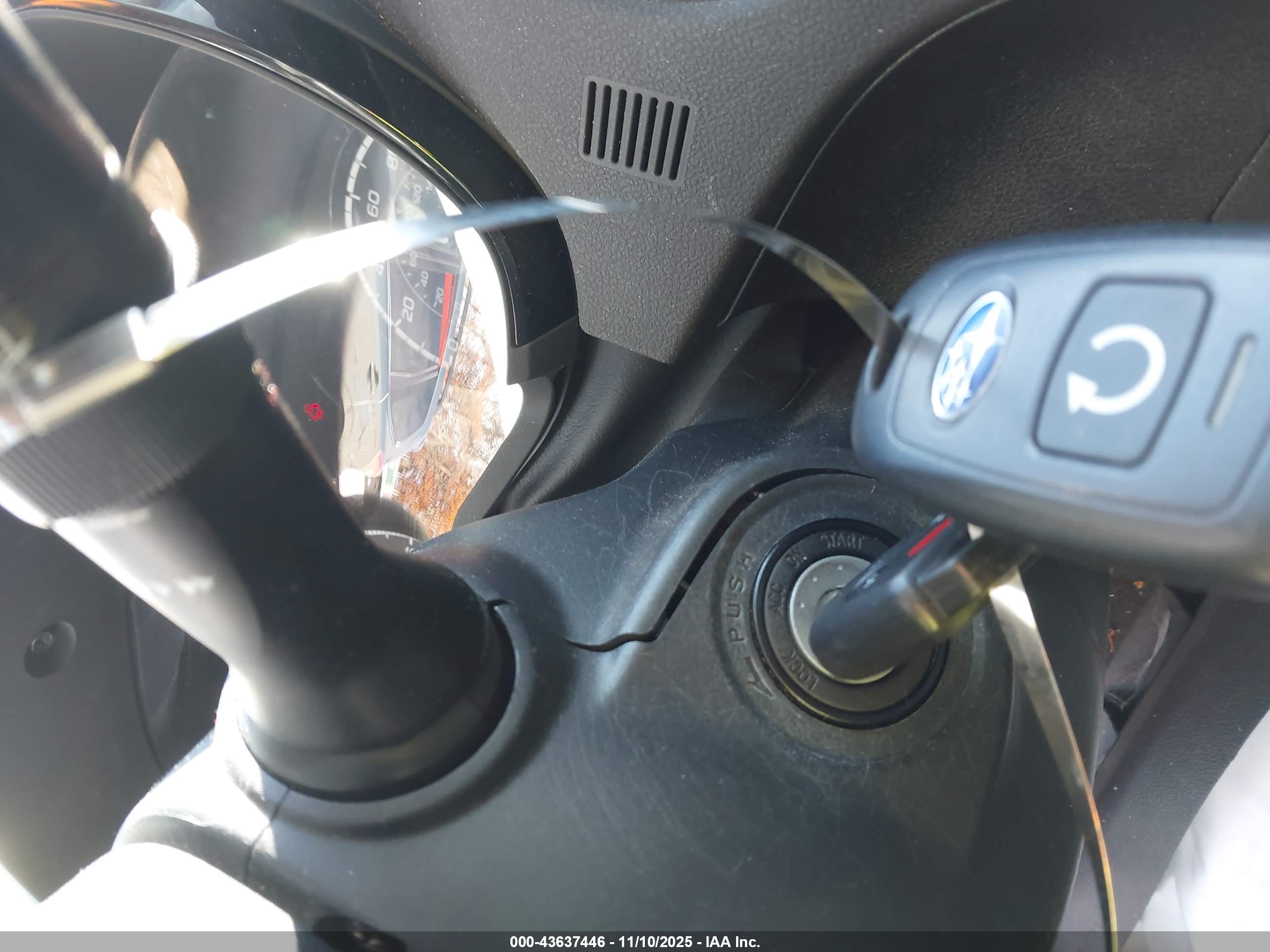 SUBARU CROSSTREK image 11