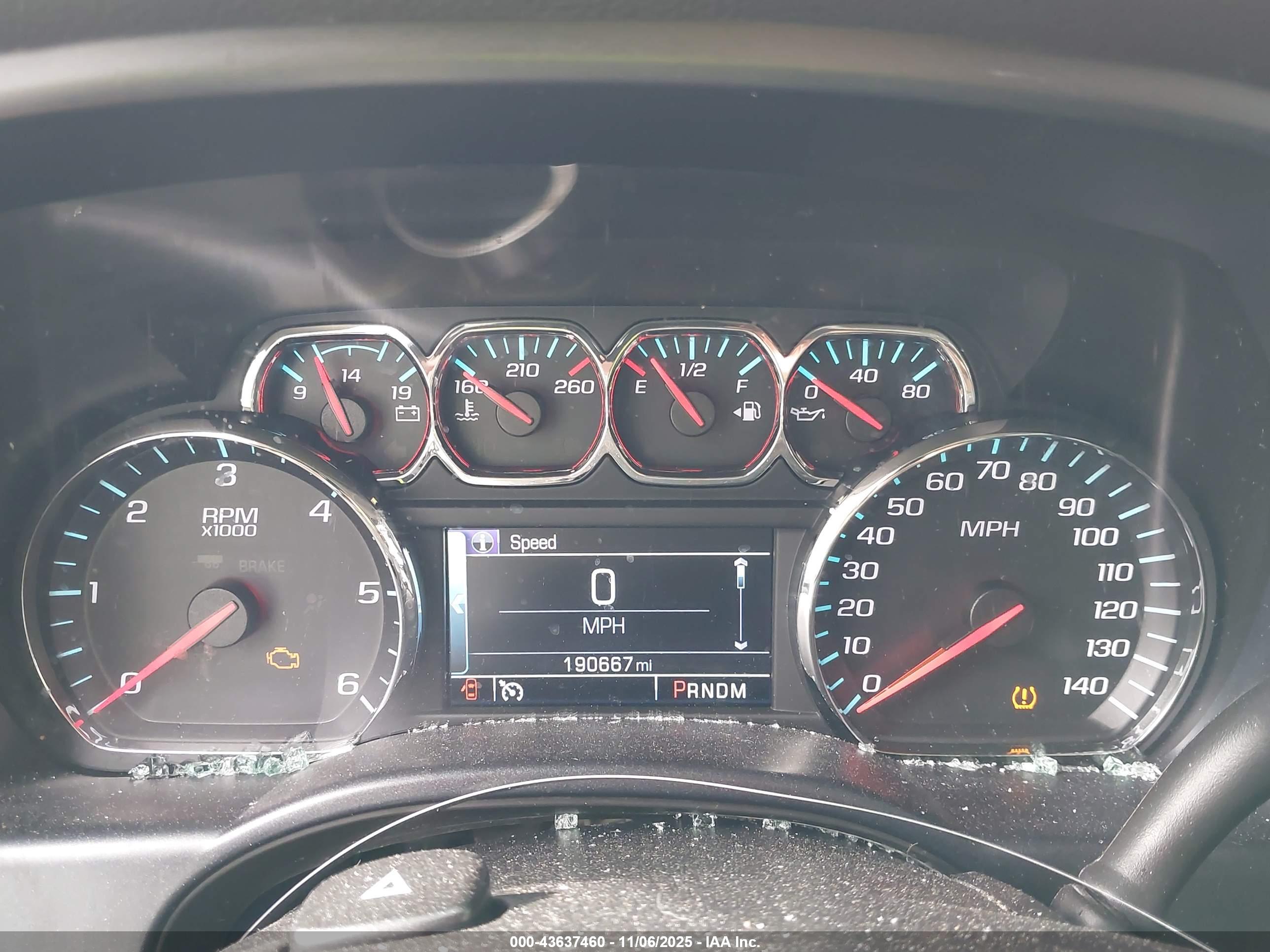 CHEVROLET SILVERADO image 7