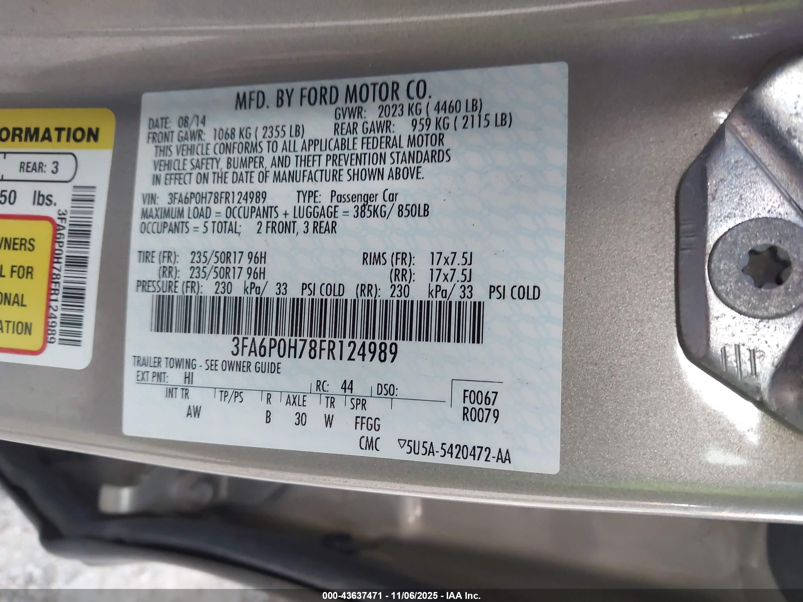 FORD FUSION image 9
