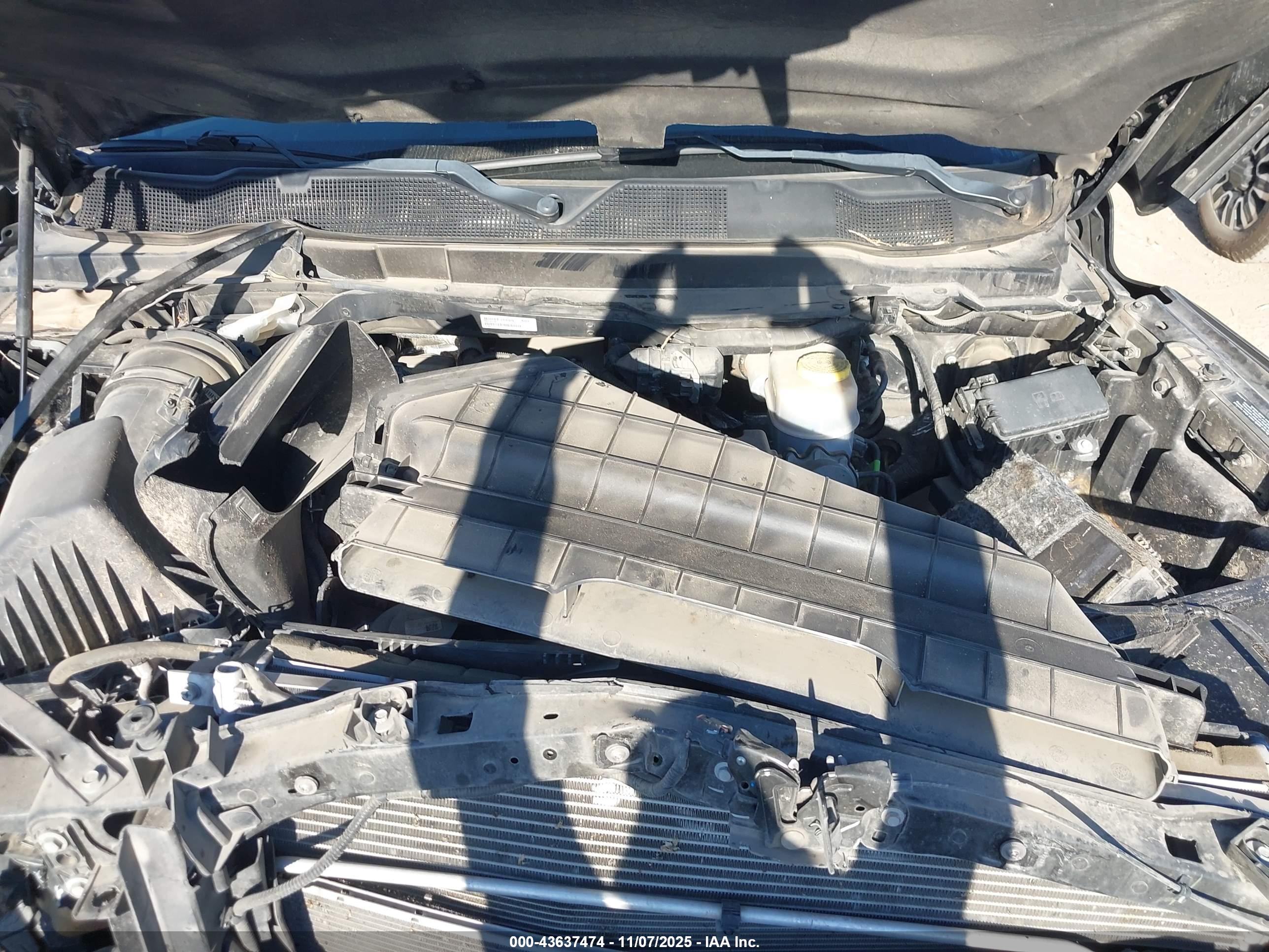 RAM 2500 image 10