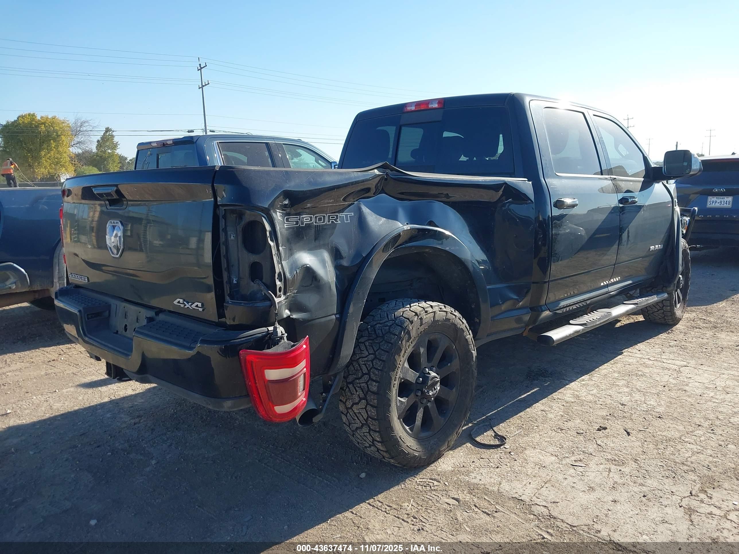 RAM 2500 image 4