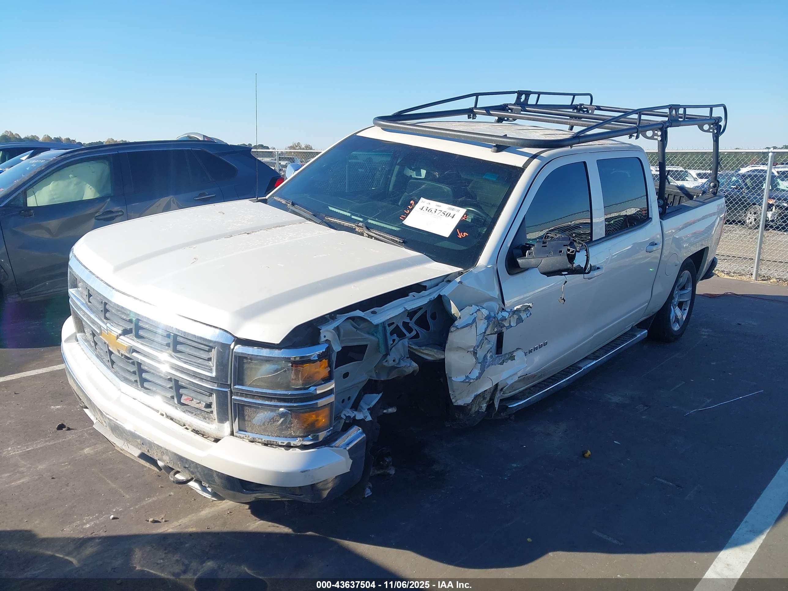 CHEVROLET SILVERADO image 2