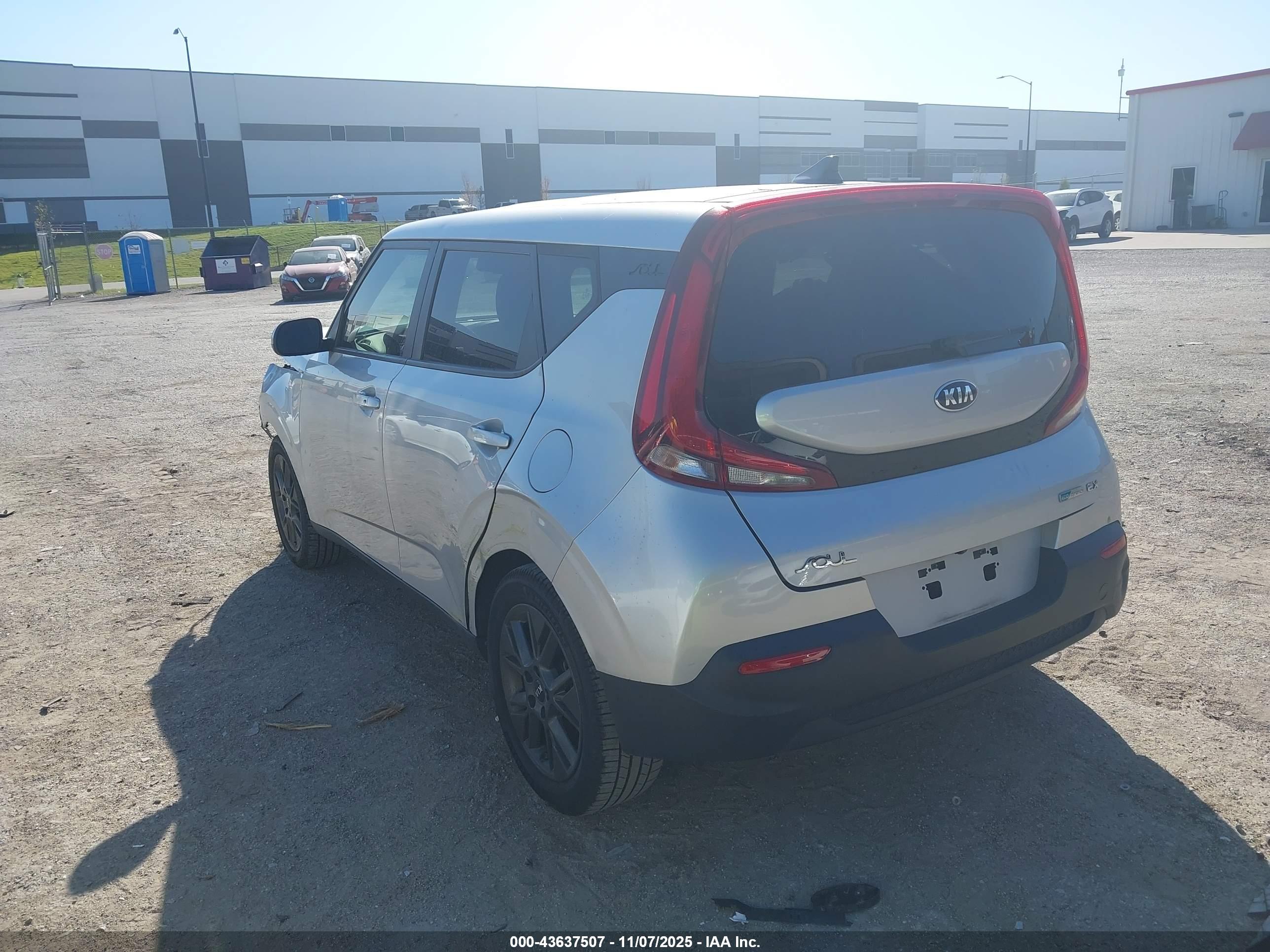 KIA SOUL image 3