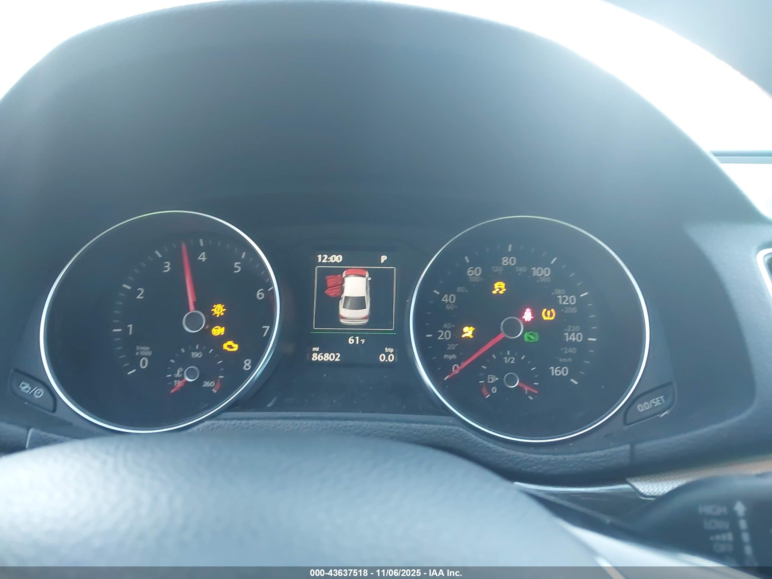 VOLKSWAGEN PASSAT image 7