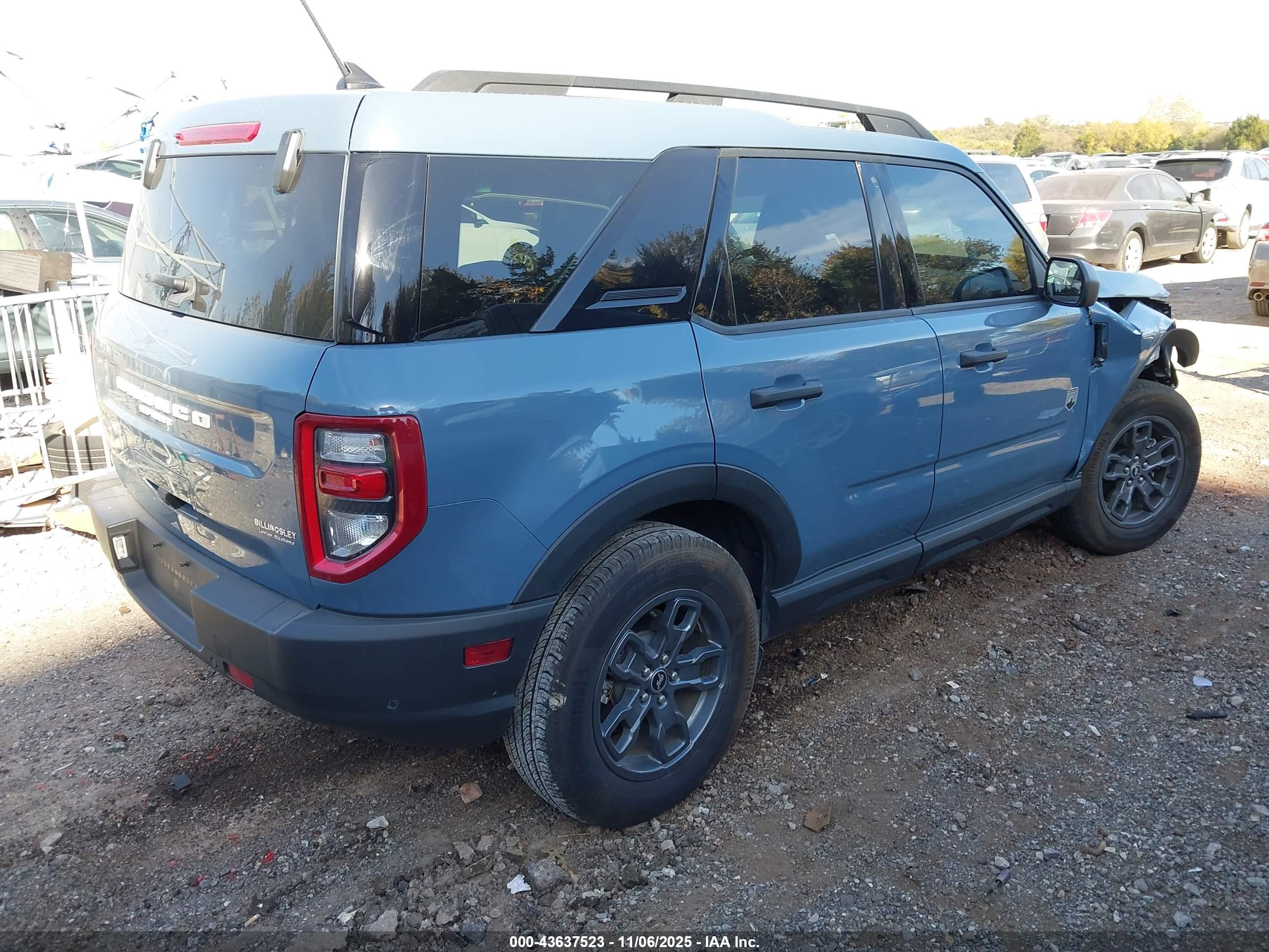FORD BRONCO image 4