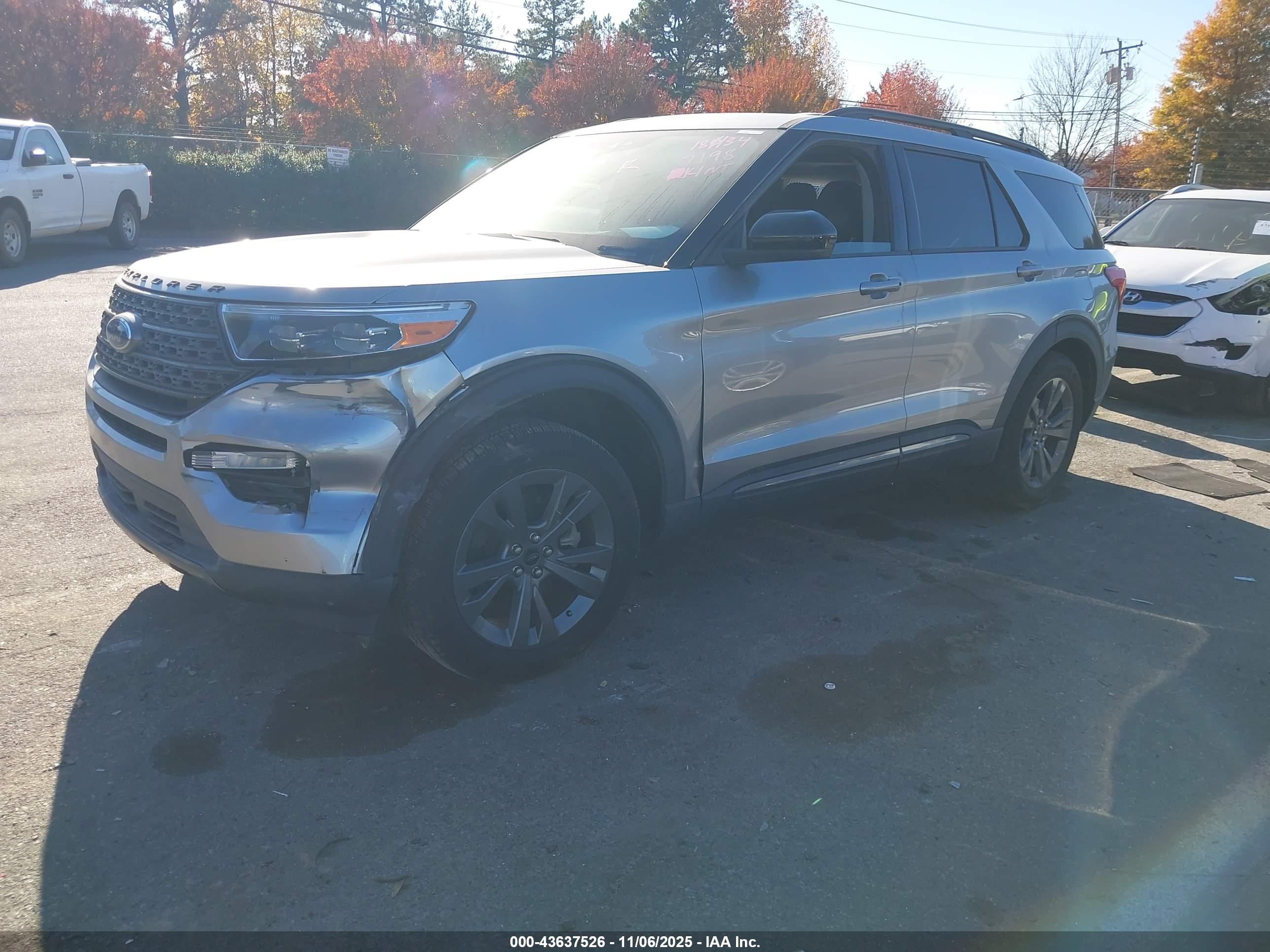 FORD EXPLORER image 2