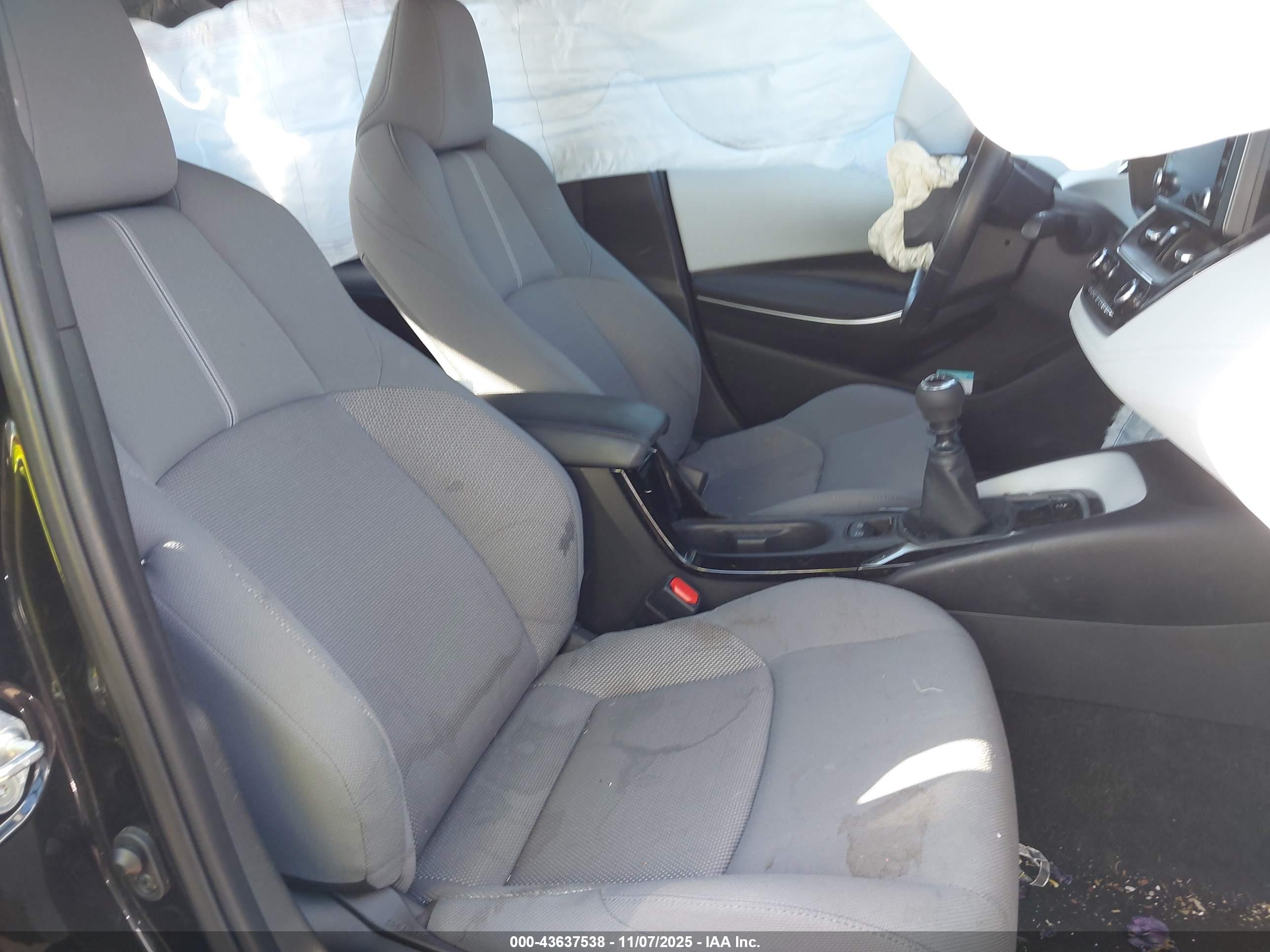 TOYOTA COROLLA image 5