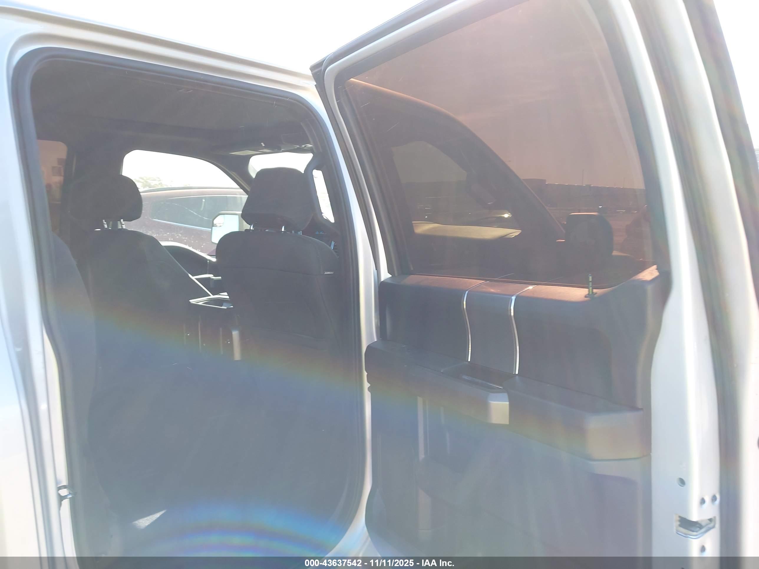 FORD F-150 image 8
