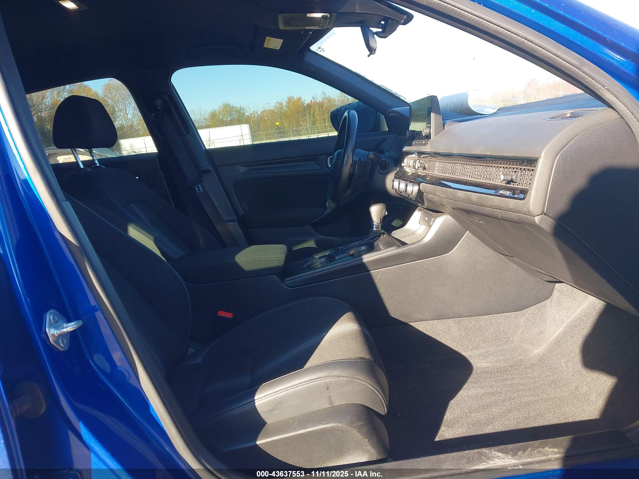 HONDA CIVIC image 5