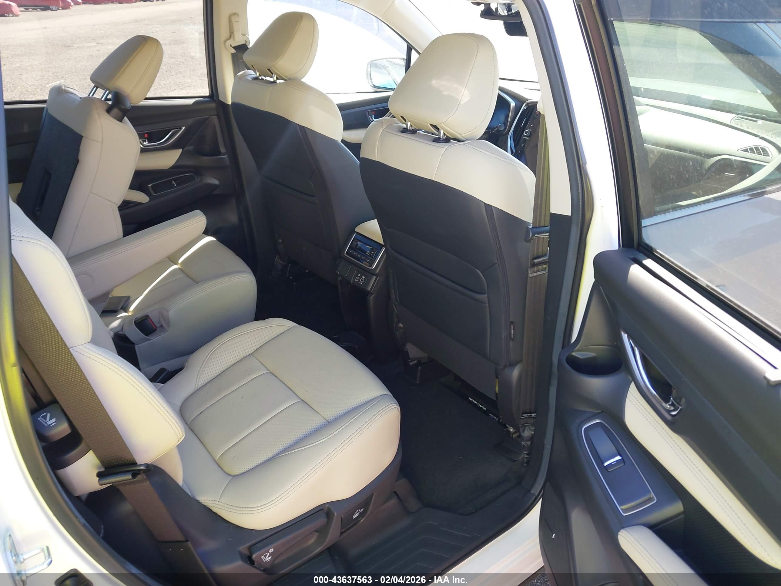 SUBARU ASCENT image 8