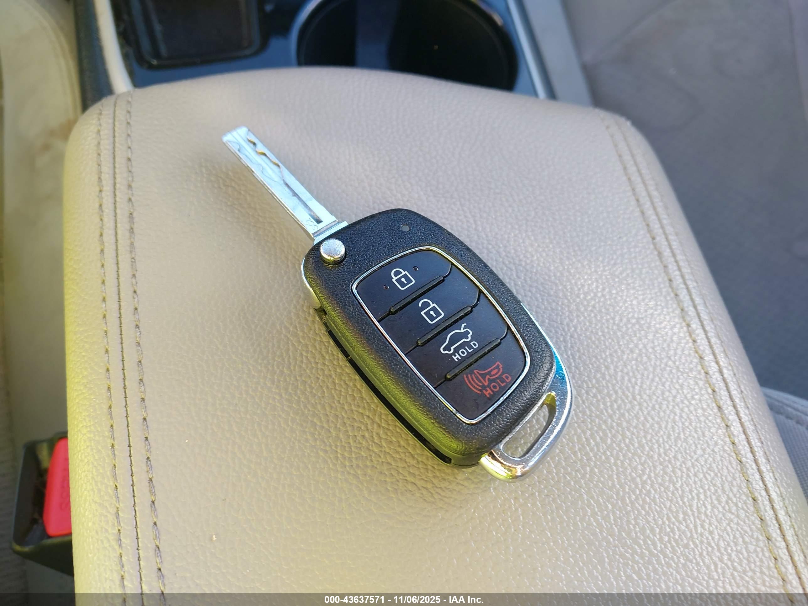 HYUNDAI SONATA image 11