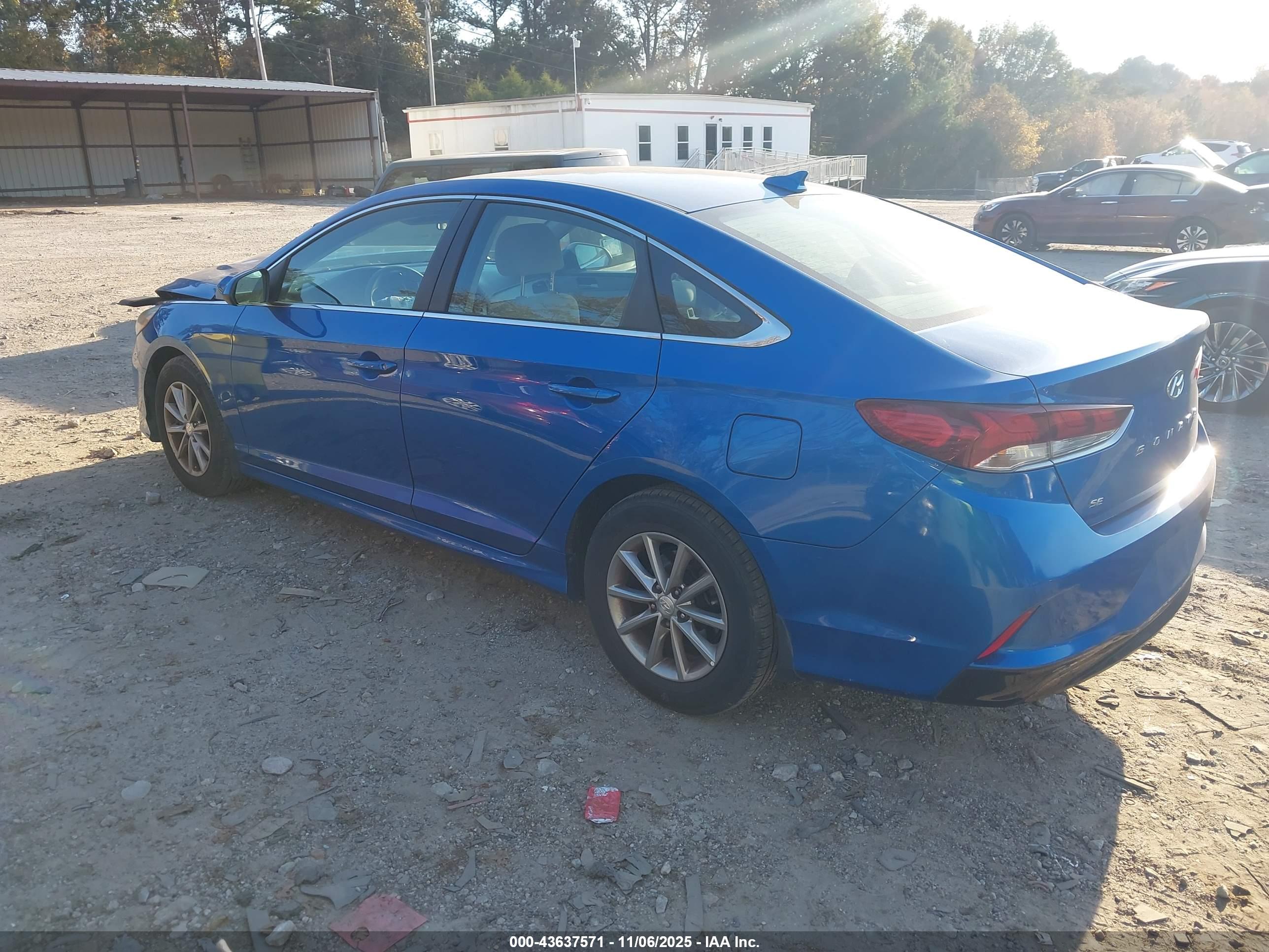 HYUNDAI SONATA image 3