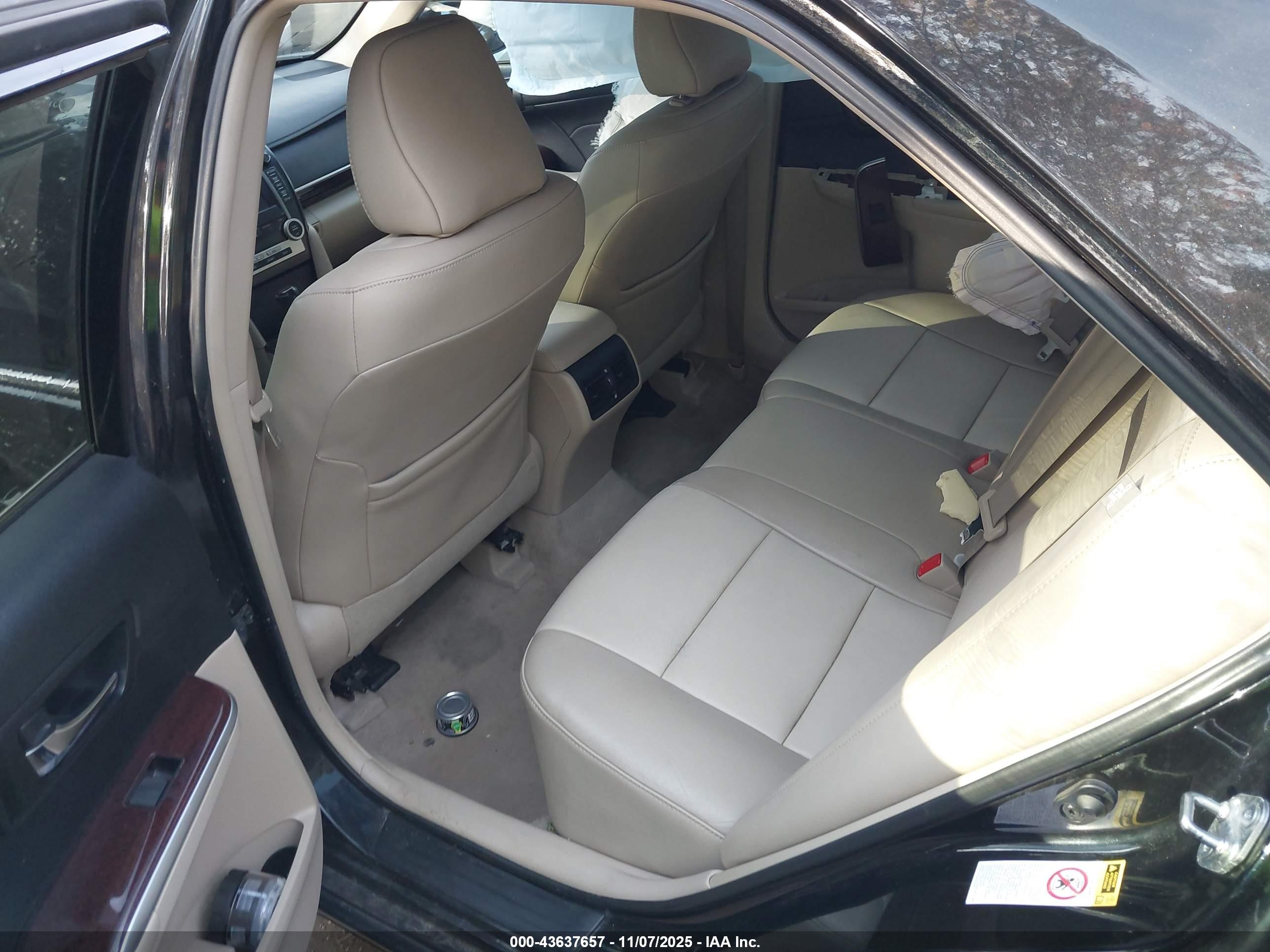 TOYOTA CAMRY image 8