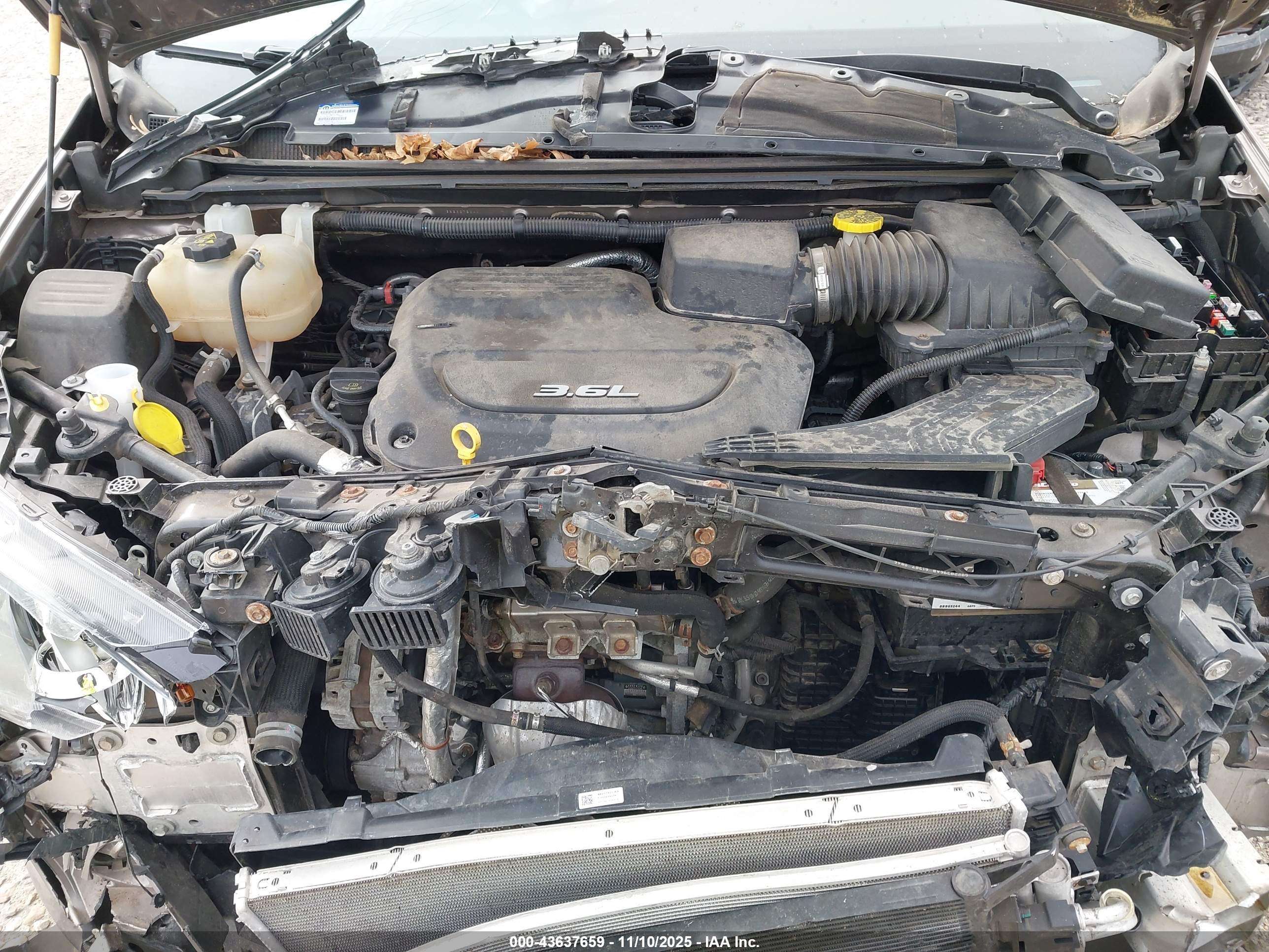 CHRYSLER PACIFICA image 10