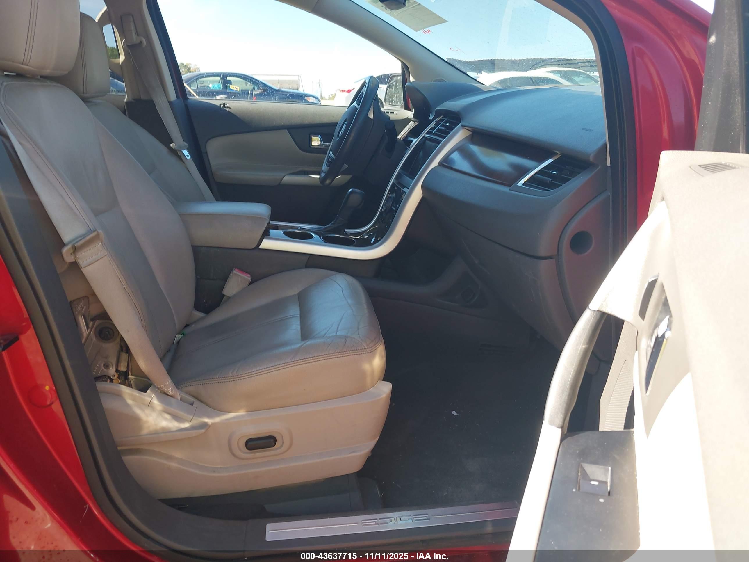 FORD EDGE image 5
