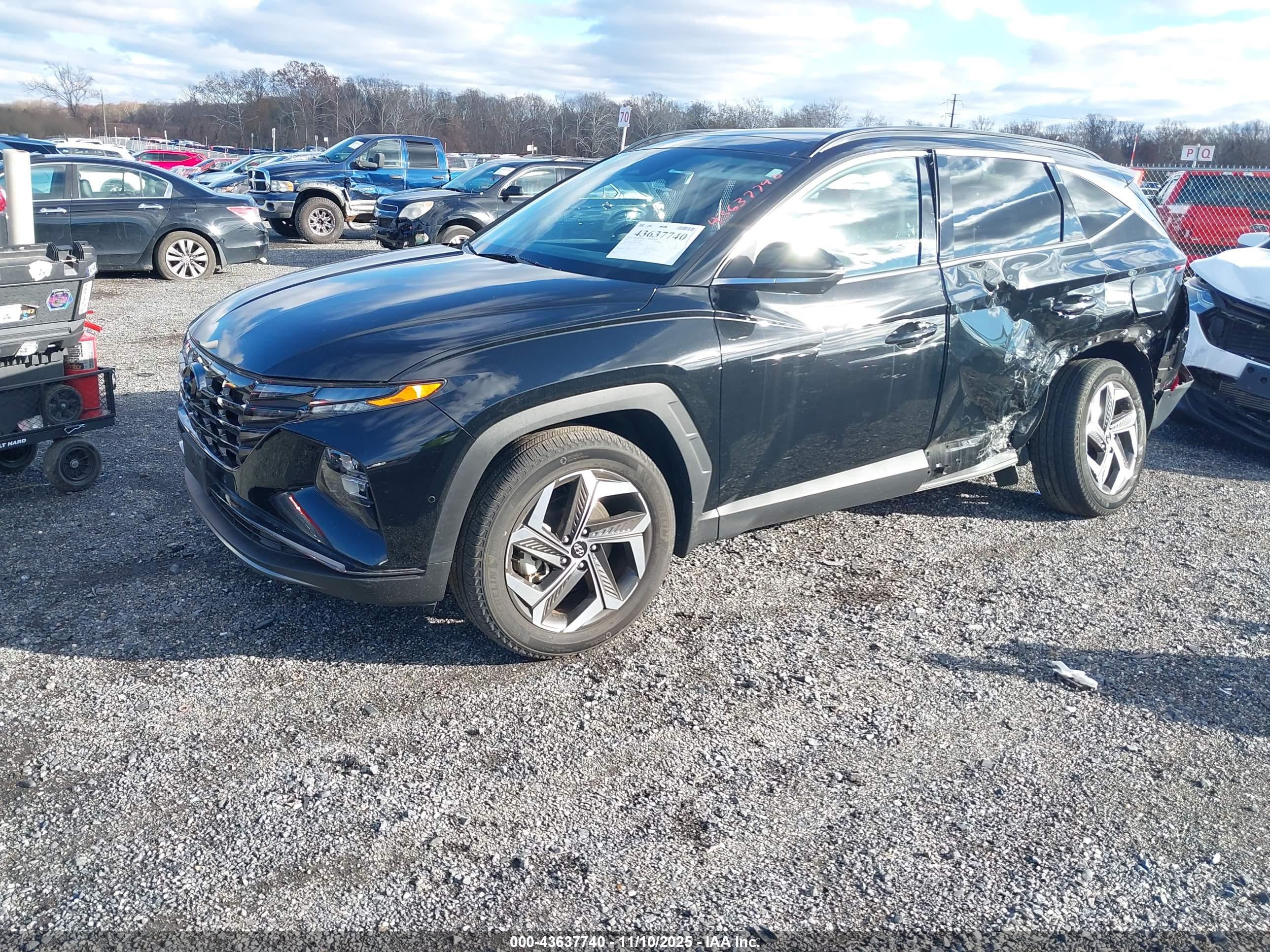 HYUNDAI TUCSON image 2