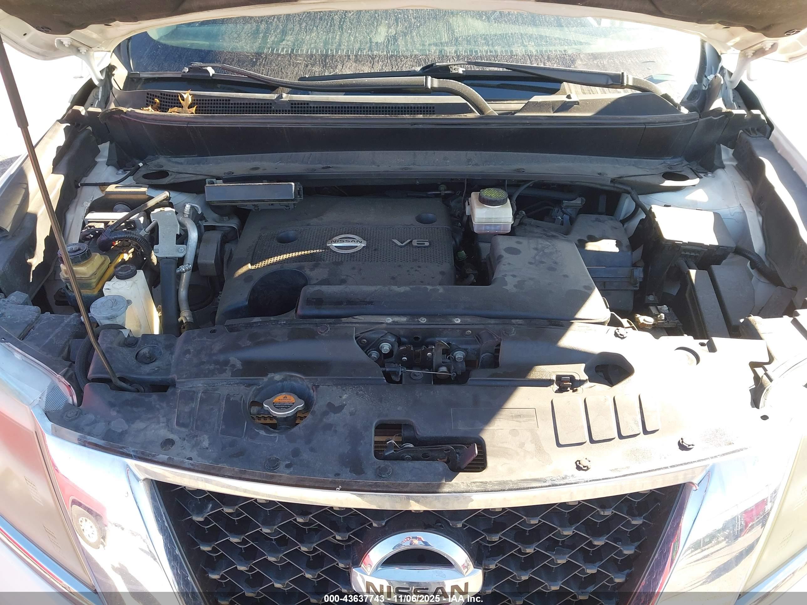 NISSAN PATHFINDER image 10
